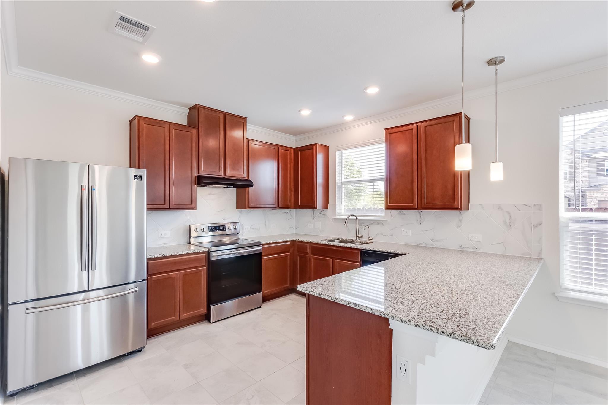 2007 Fretboard St, Round Rock, TX 78664