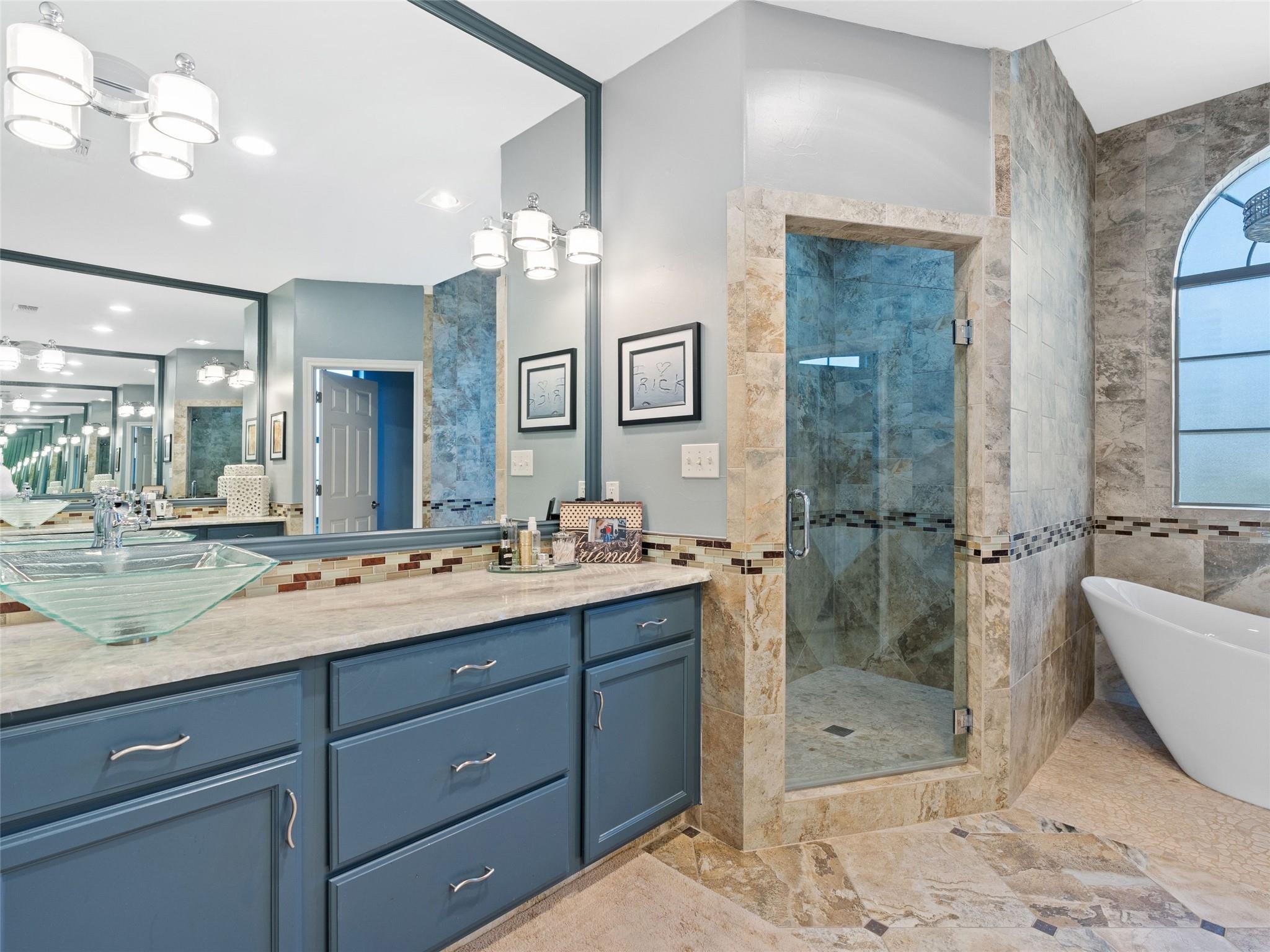 110 Kingsbury, Canyon Lake, TX 78133