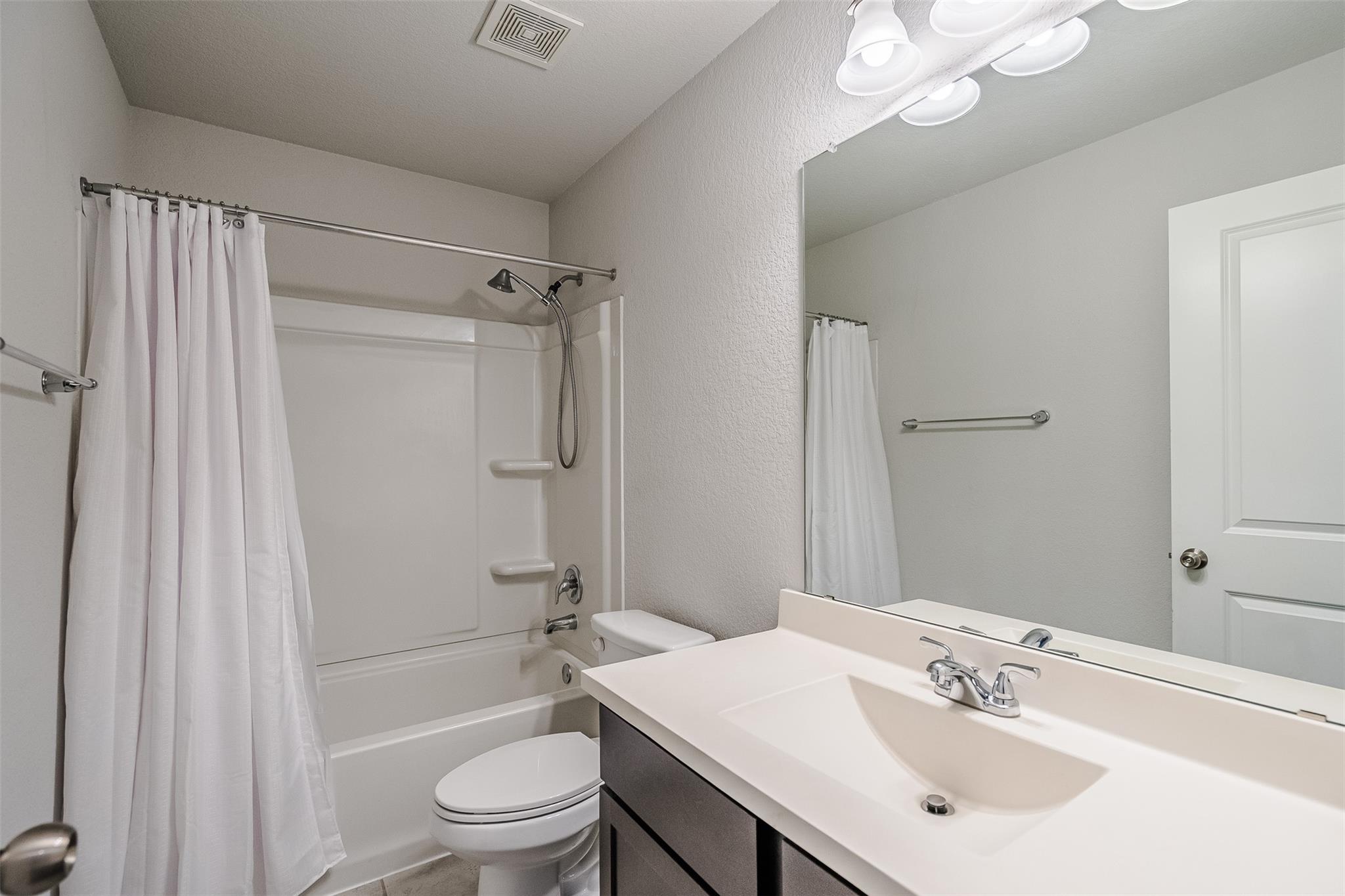 304 Hibiscus Dr, Hutto, TX 78634