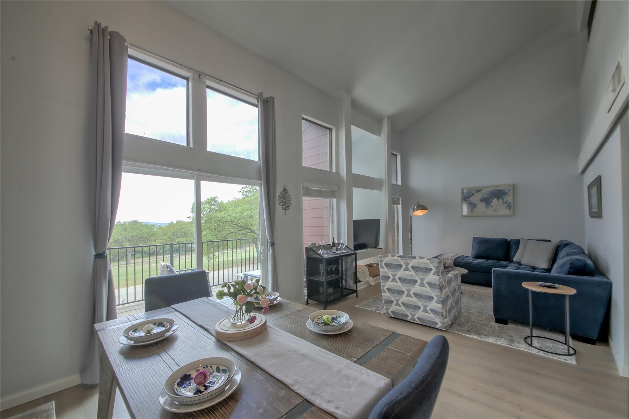 549 Demarett Dr, Point Venture, TX 78645