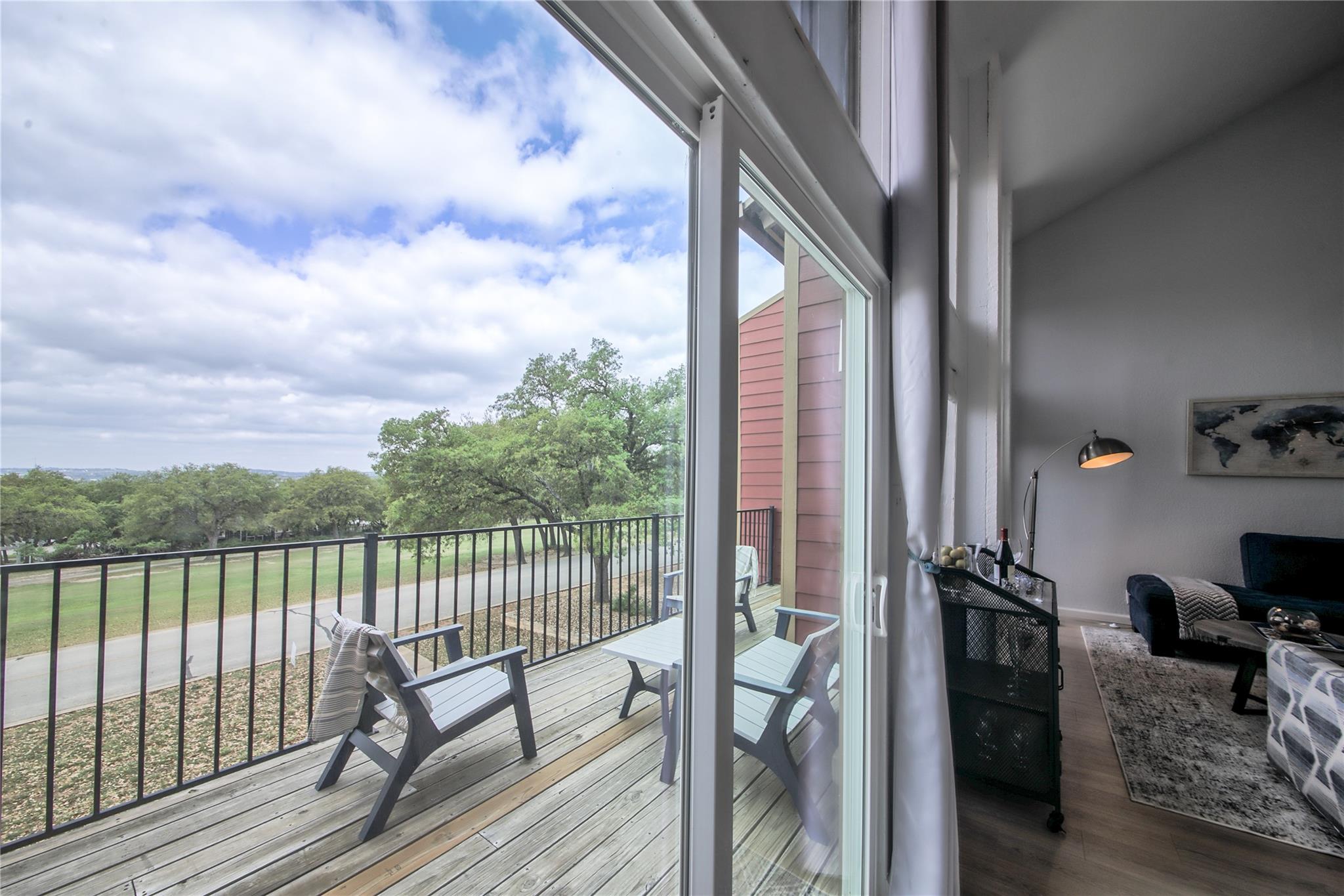 549 Demarett Dr, Point Venture, TX 78645