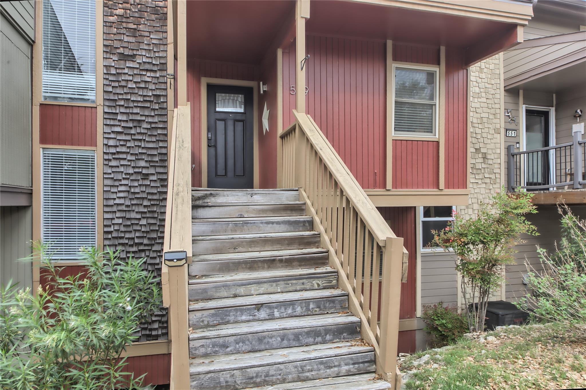 549 Demarett Dr, Point Venture, TX 78645