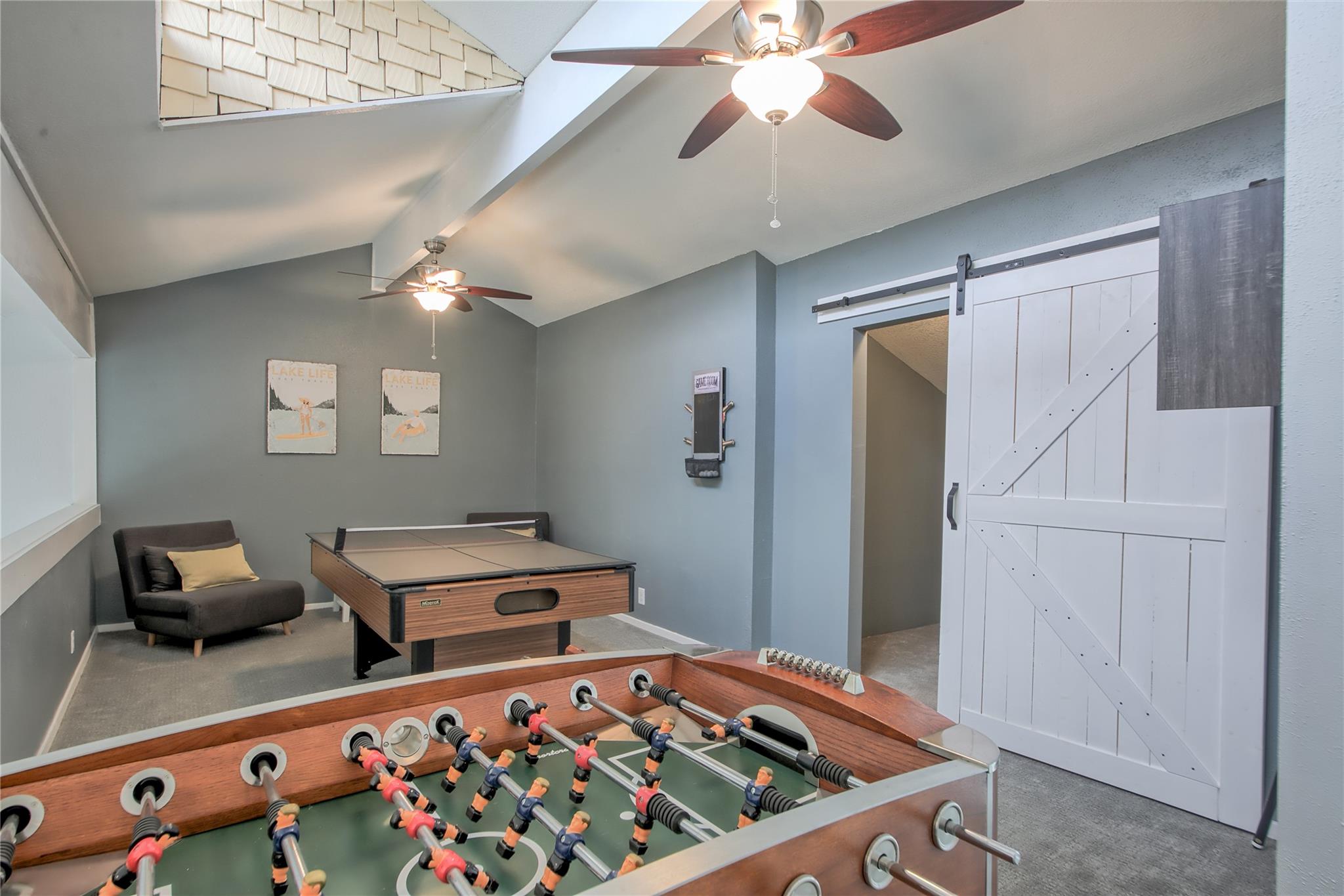 549 Demarett Dr, Point Venture, TX 78645