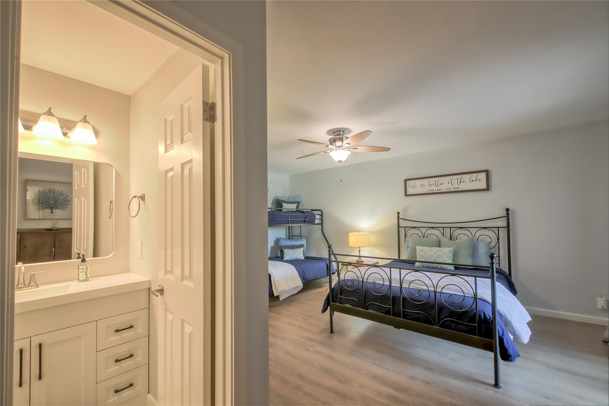 549 Demarett Dr, Point Venture, TX 78645