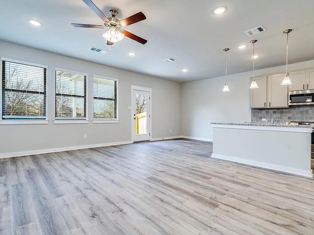 515C Fieldwood Dr, Buda, TX 78610