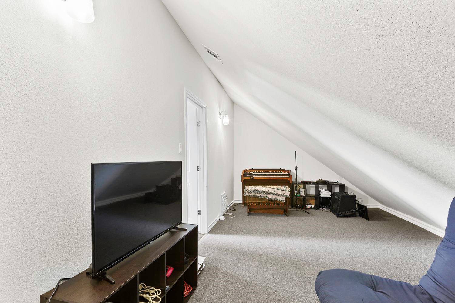 221 Adams St, Georgetown, TX 78628