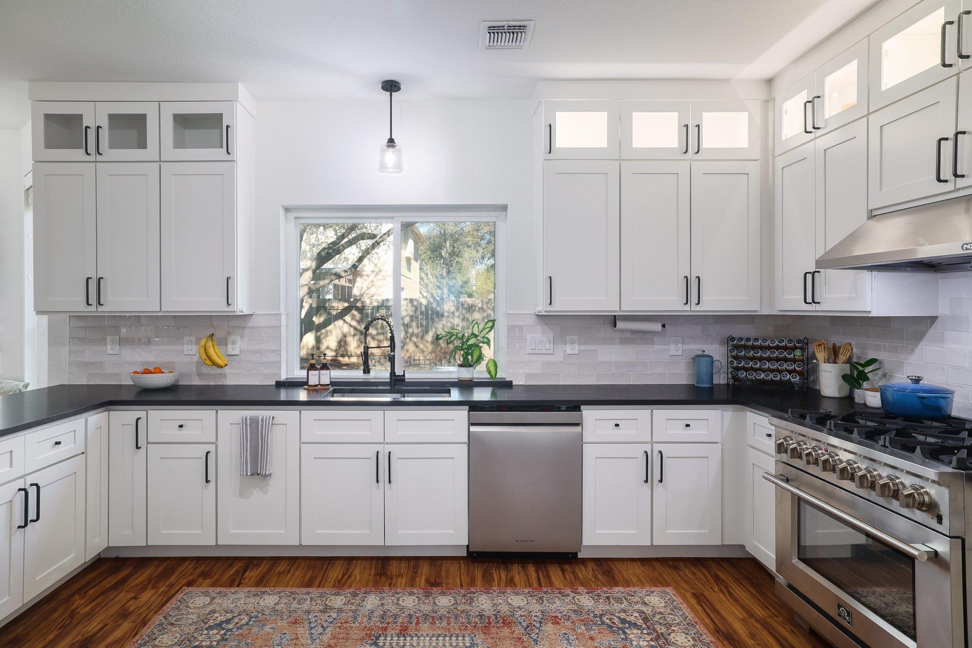 10326 Salida Dr, Austin, TX 78749