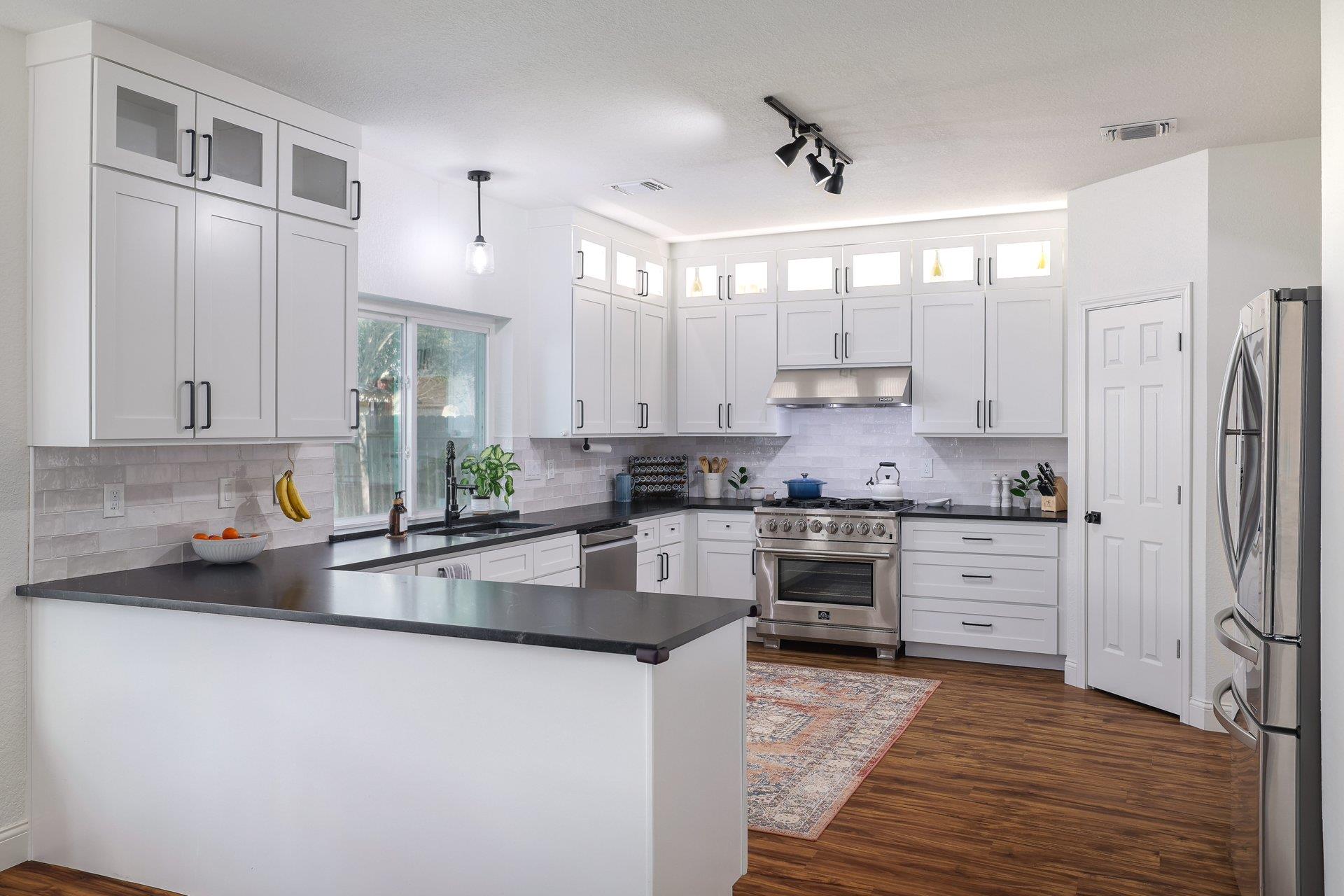 10326 Salida Dr, Austin, TX 78749