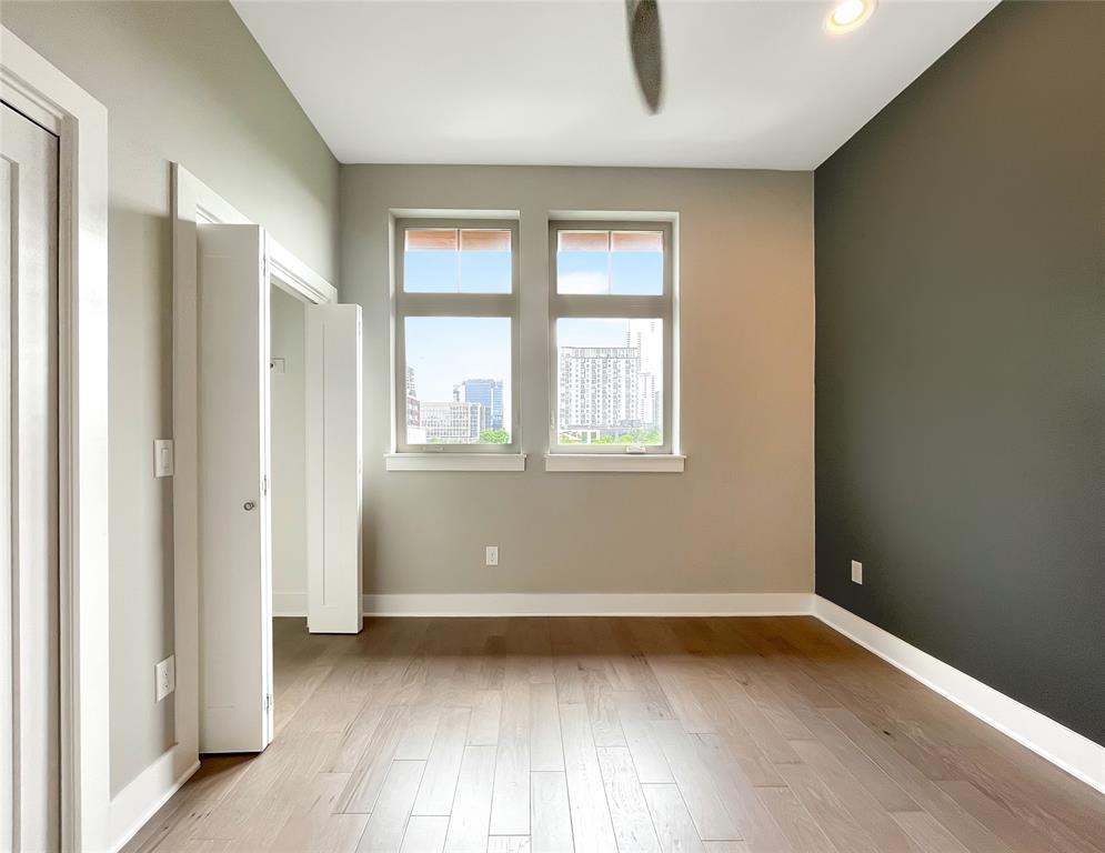 908 Nueces St # 42, Austin, TX 78701