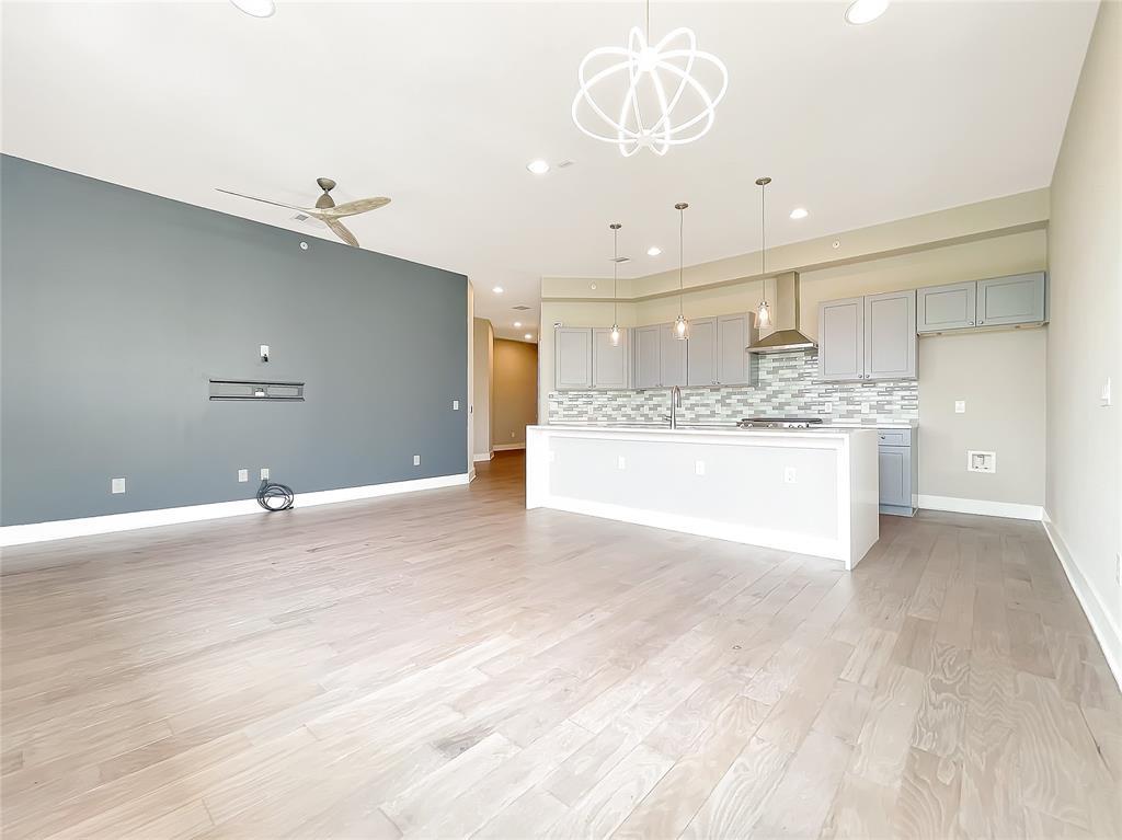 908 Nueces St # 42, Austin, TX 78701