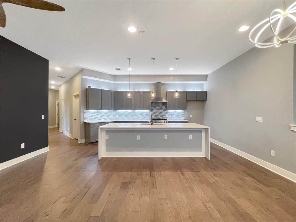 908 Nueces St # 42, Austin, TX 78701