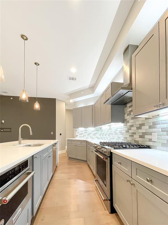 908 Nueces St # 42, Austin, TX 78701