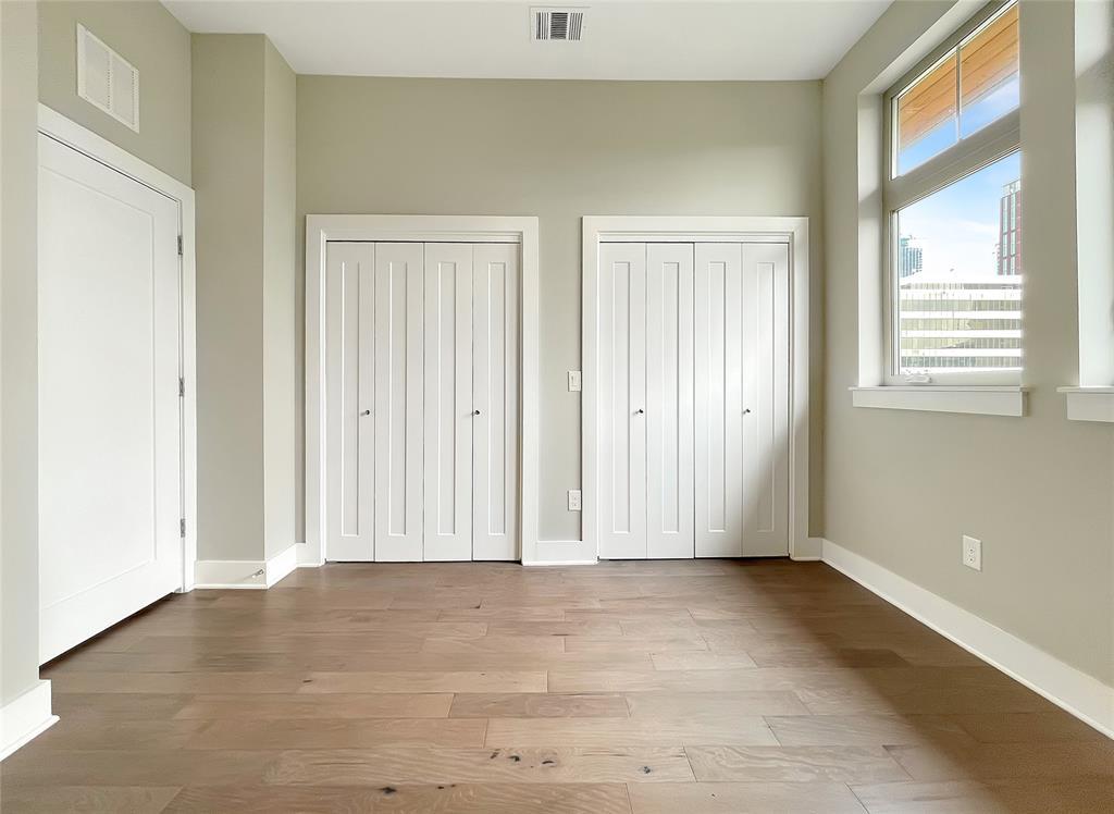 908 Nueces St # 42, Austin, TX 78701