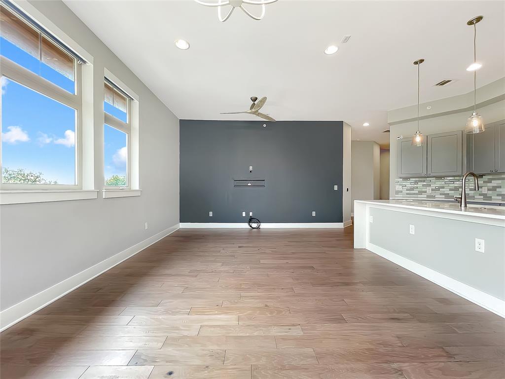 908 Nueces St # 42, Austin, TX 78701