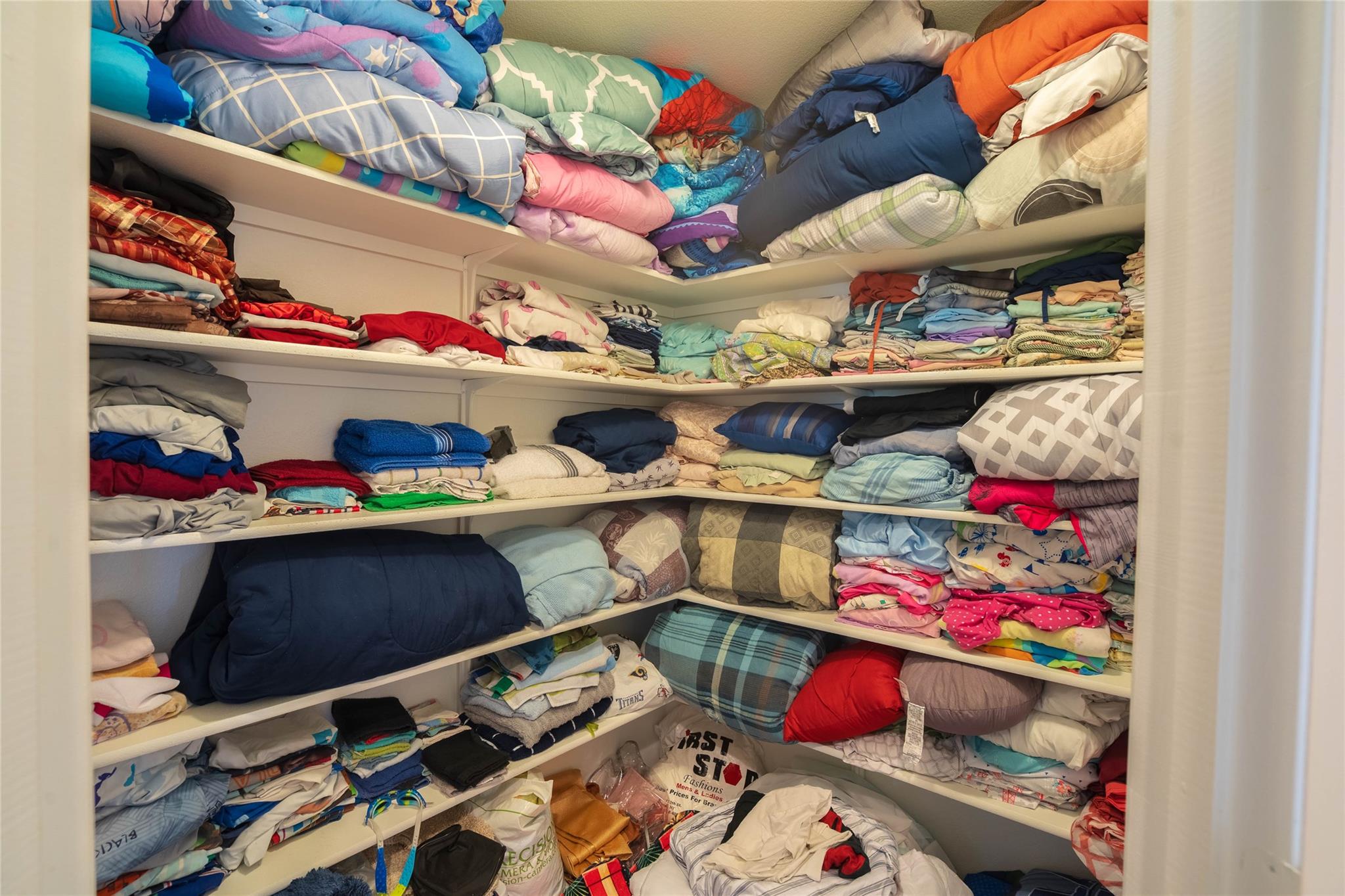 862 Apricot Dr, Kyle, TX 78640