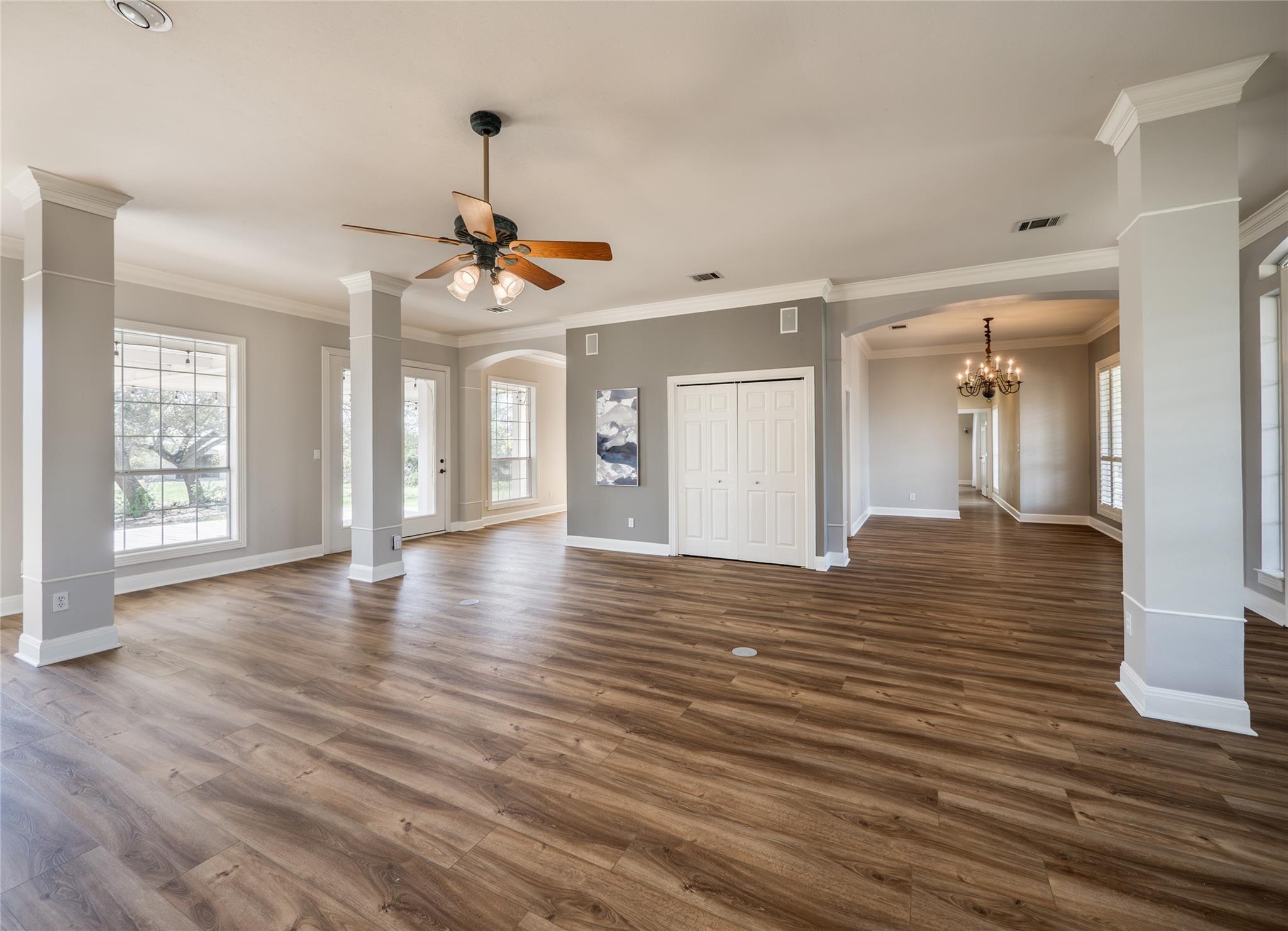 117 Vista Oaks Dr, Dripping Springs, TX 78620