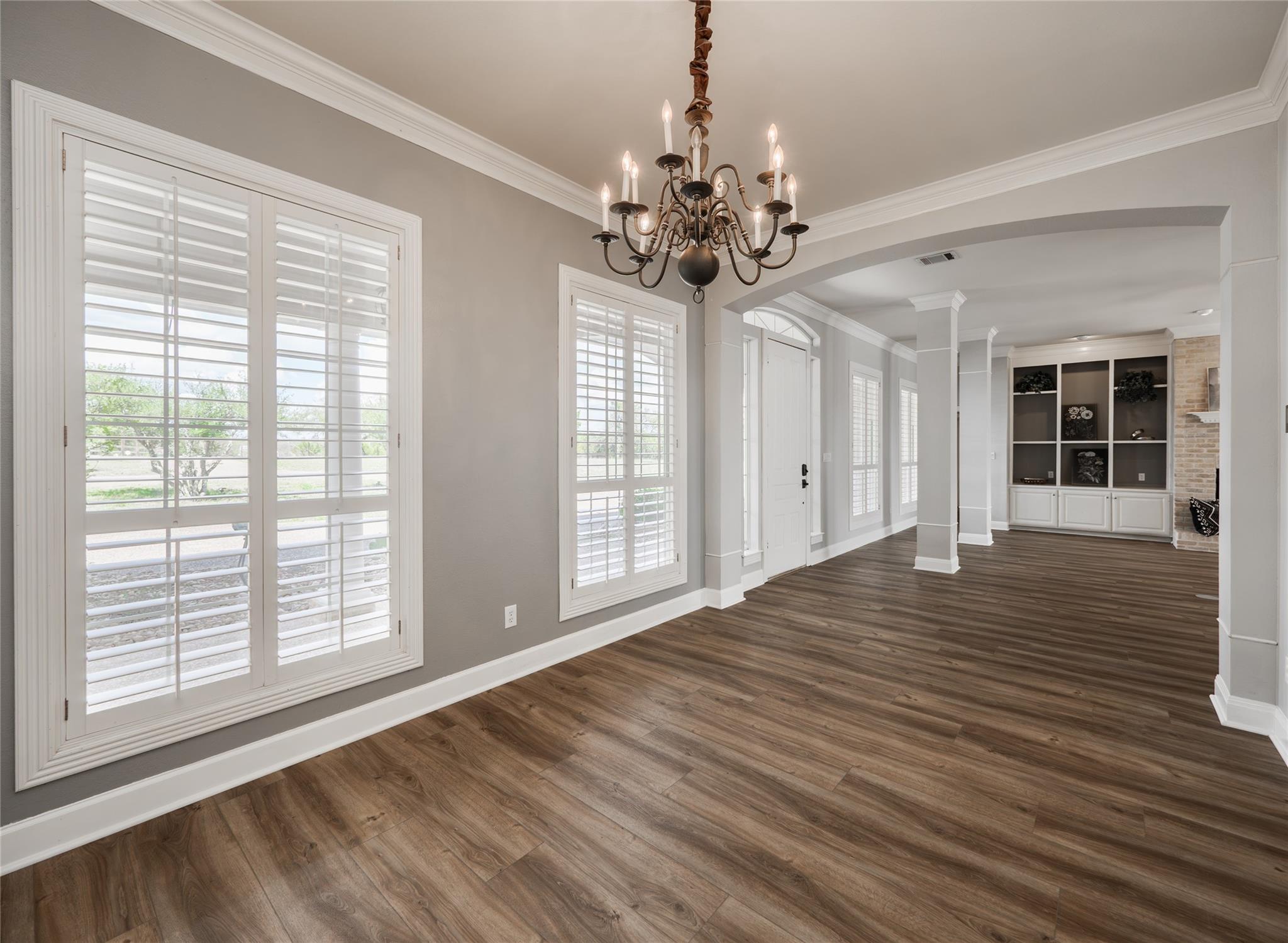 117 Vista Oaks Dr, Dripping Springs, TX 78620