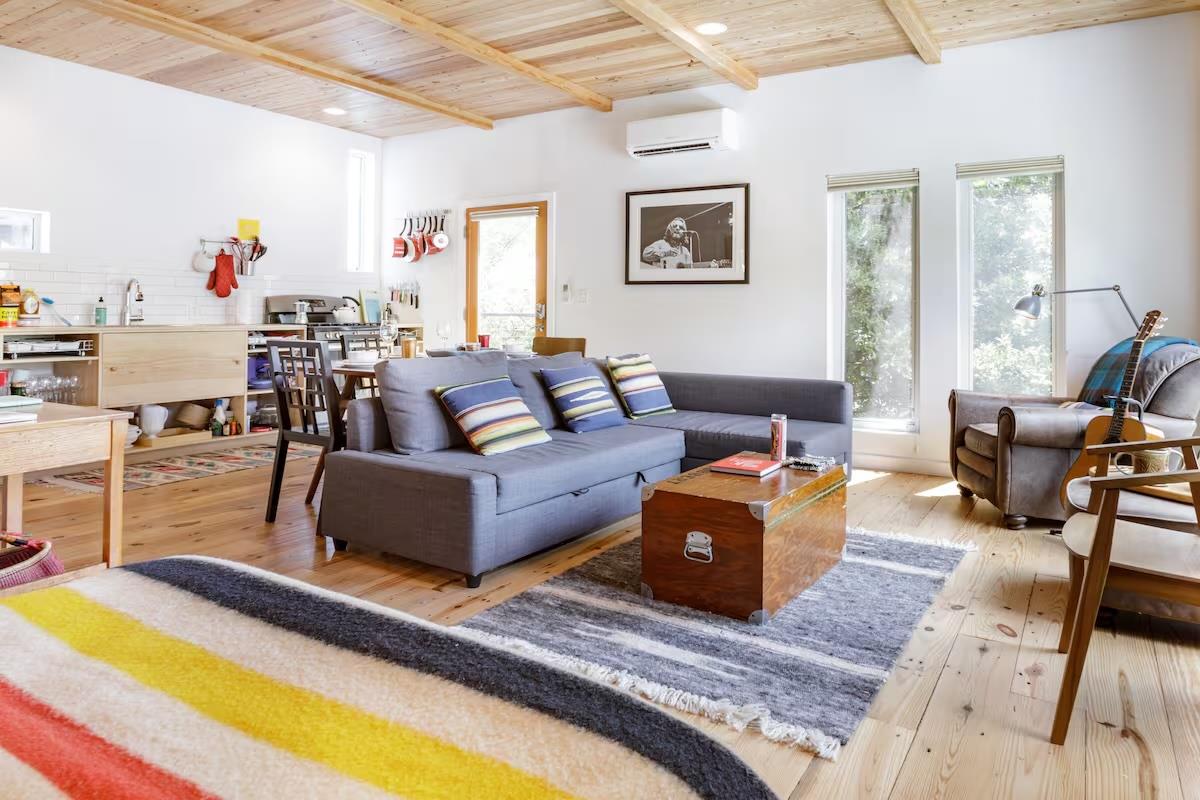 1910 Kinney Ave, Austin, TX 78704