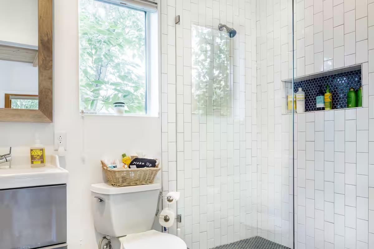 1910 Kinney Ave, Austin, TX 78704