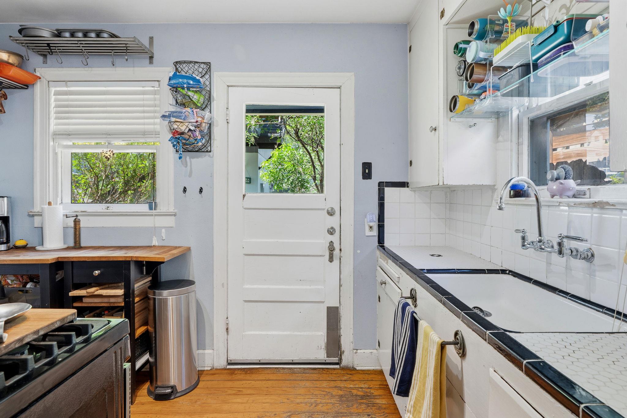 1910 Kinney Ave, Austin, TX 78704