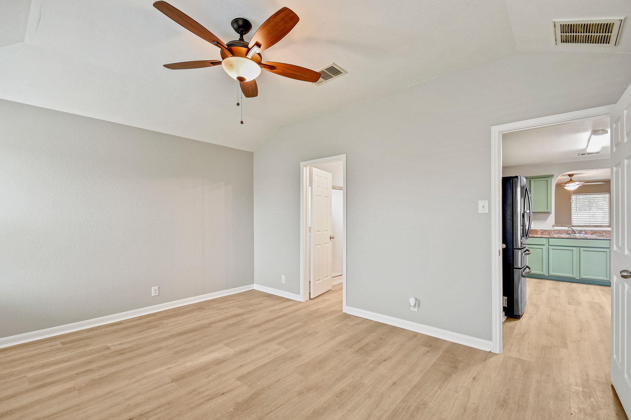 1030 Birdsong Ln, New Braunfels, TX 78130