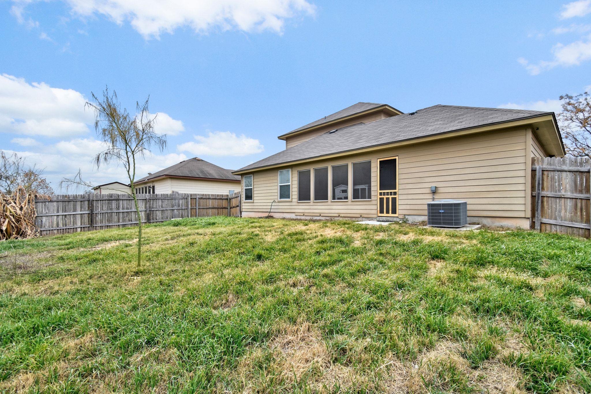 1030 Birdsong Ln, New Braunfels, TX 78130