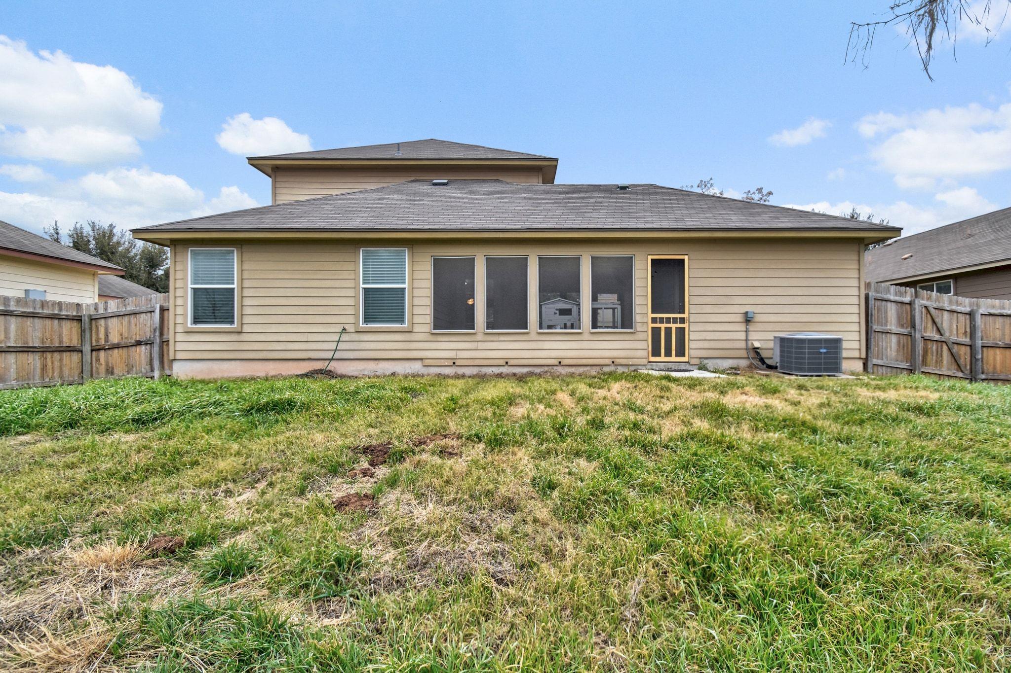 1030 Birdsong Ln, New Braunfels, TX 78130