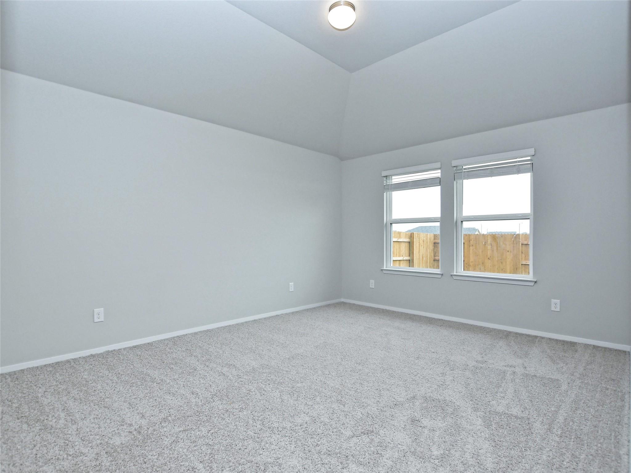 208 Trailside Ln, Bastrop, TX 78602