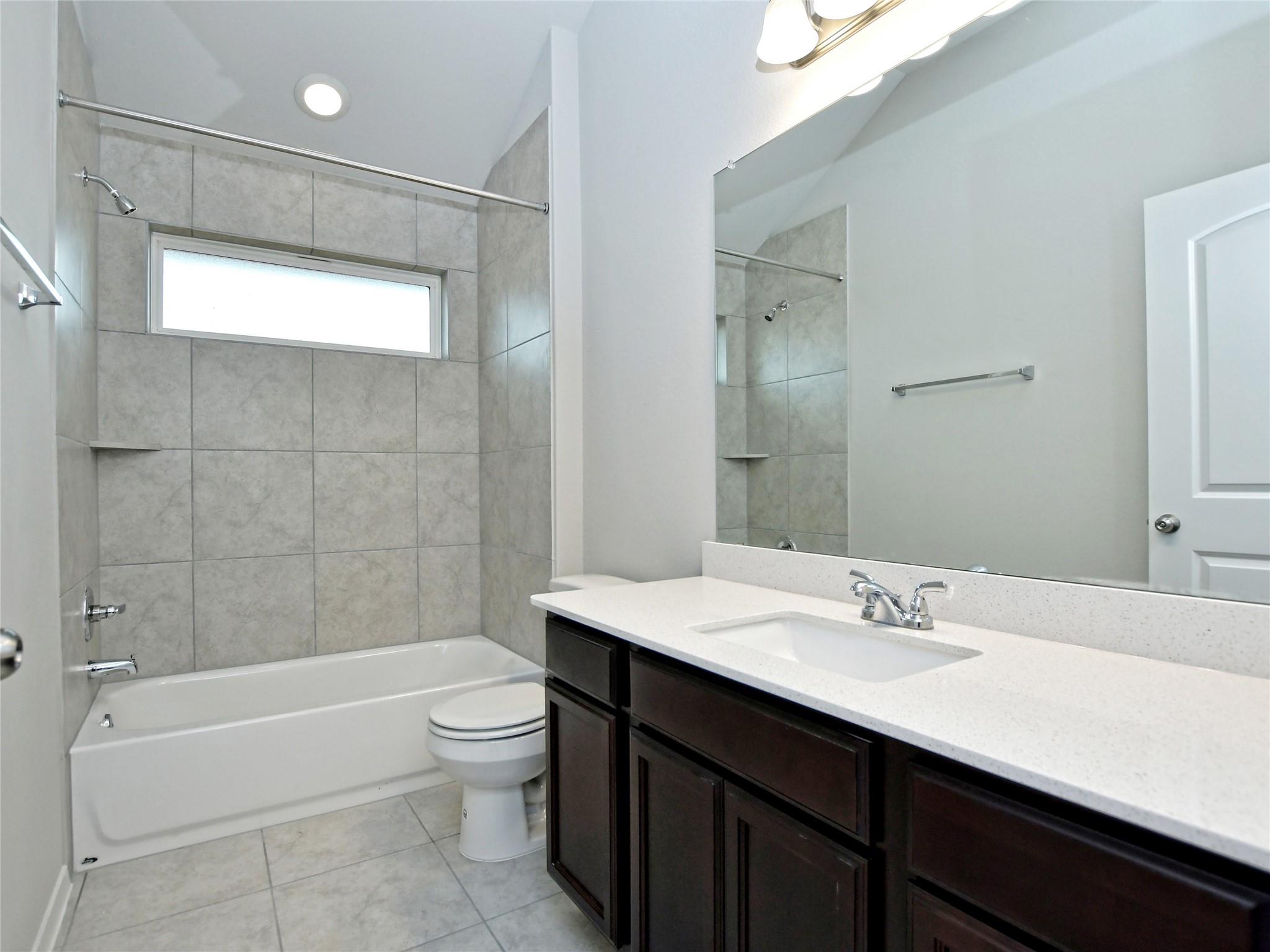 208 Trailside Ln, Bastrop, TX 78602