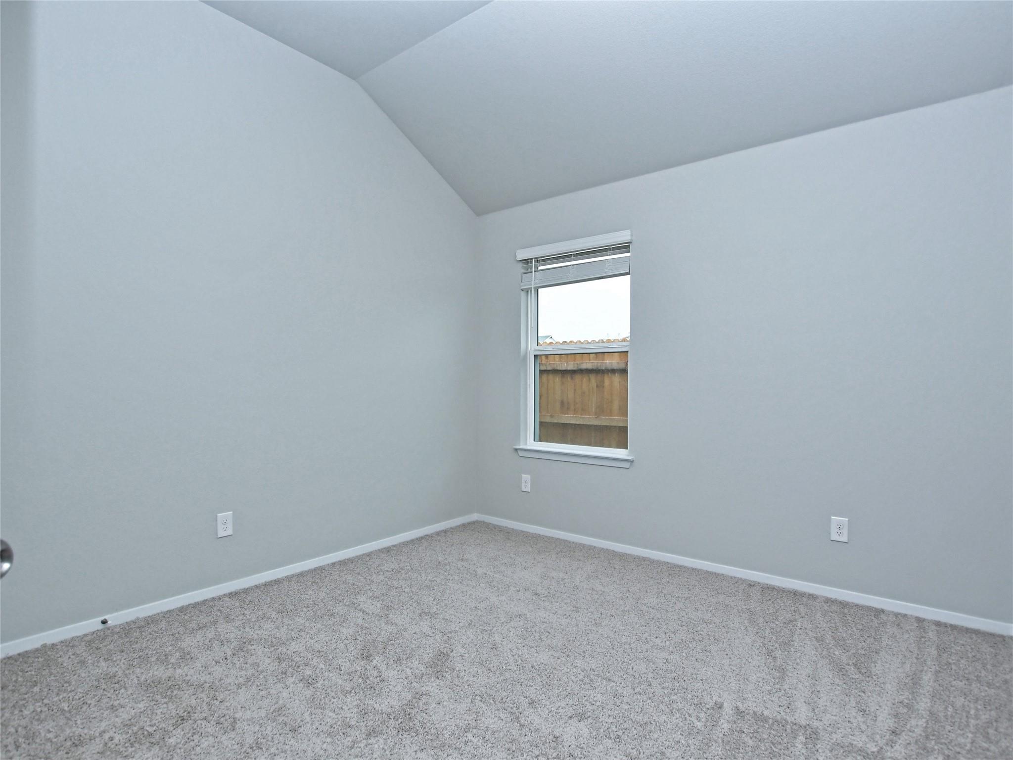 208 Trailside Ln, Bastrop, TX 78602