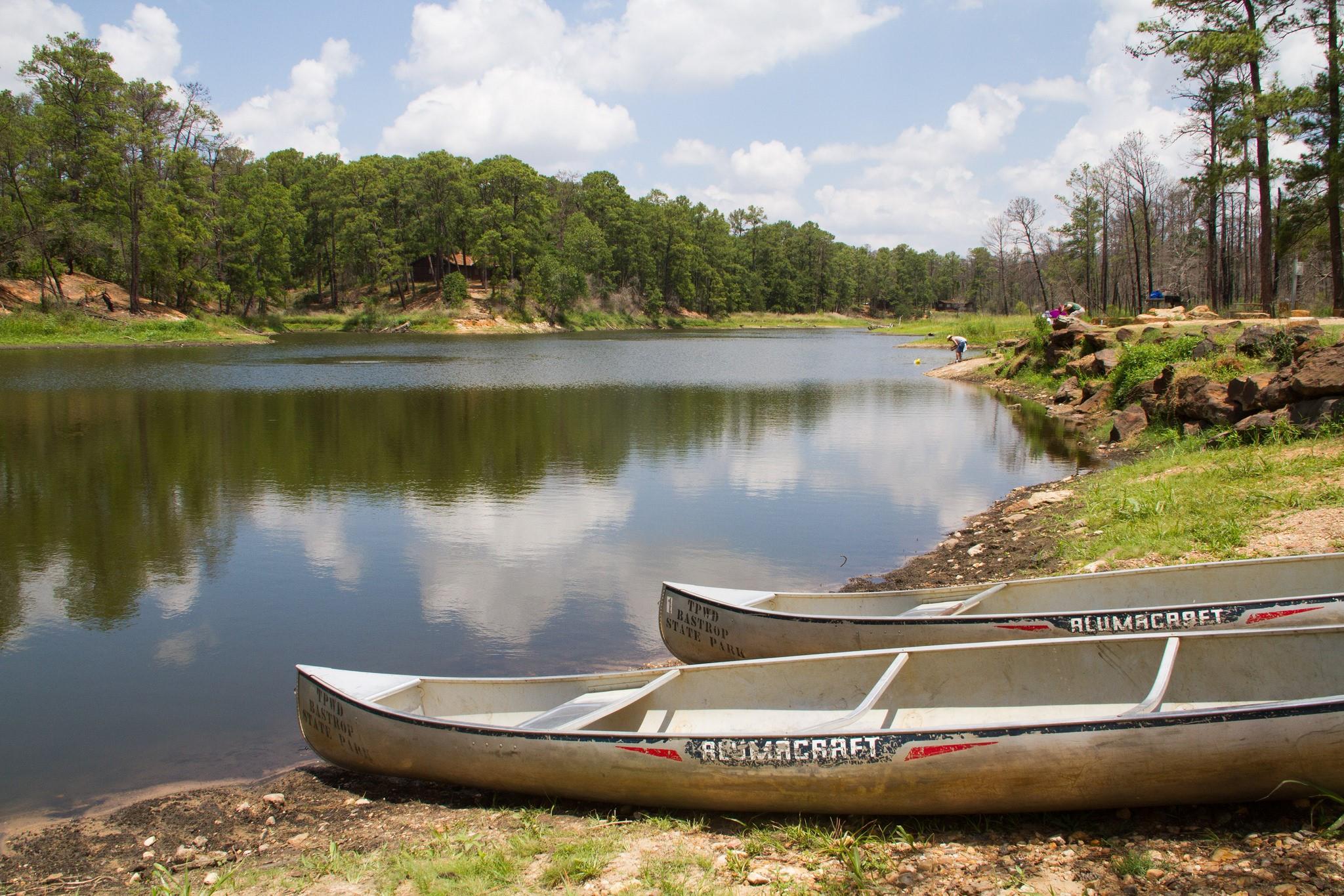 208 Trailside Ln, Bastrop, TX 78602