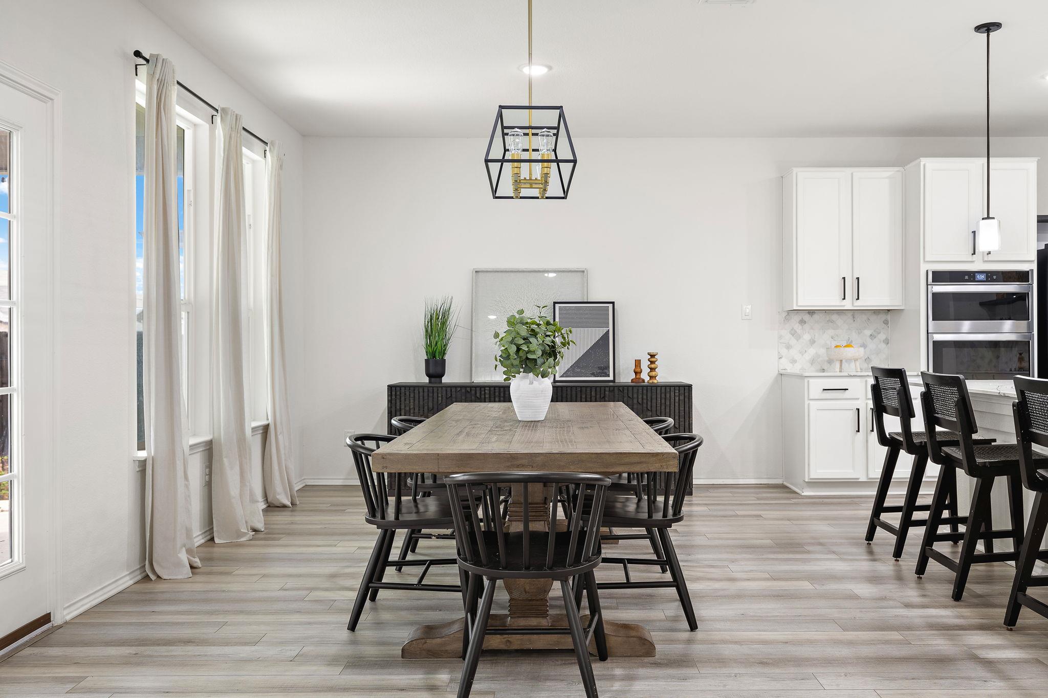 717 Priscilla Ct, Leander, TX 78641