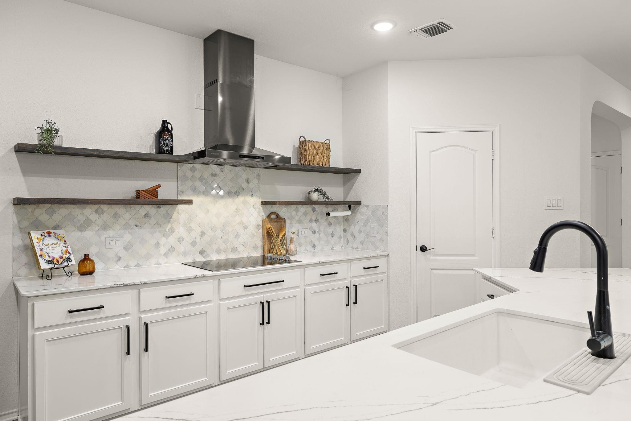 717 Priscilla Ct, Leander, TX 78641