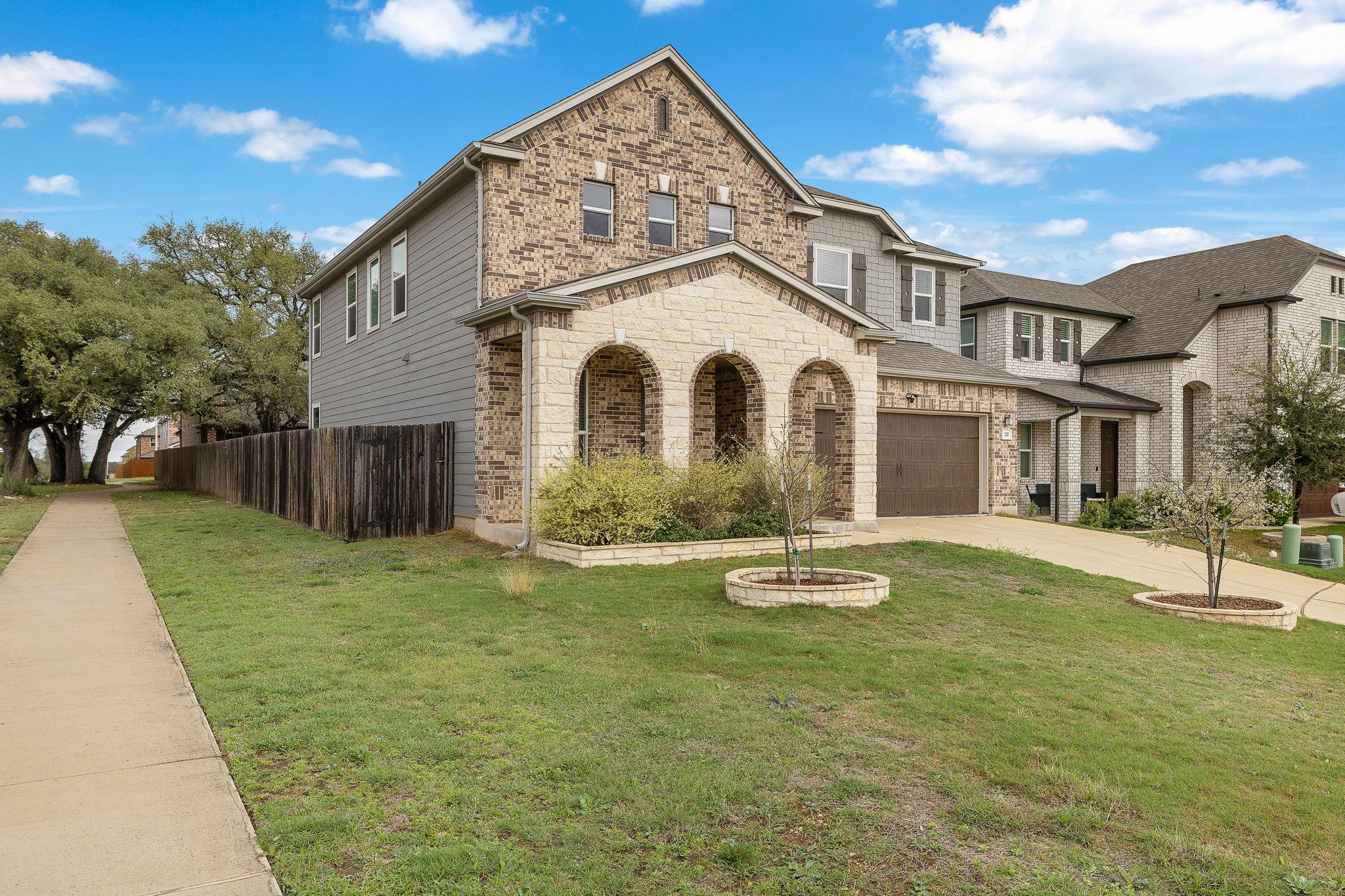 717 Priscilla Ct, Leander, TX 78641