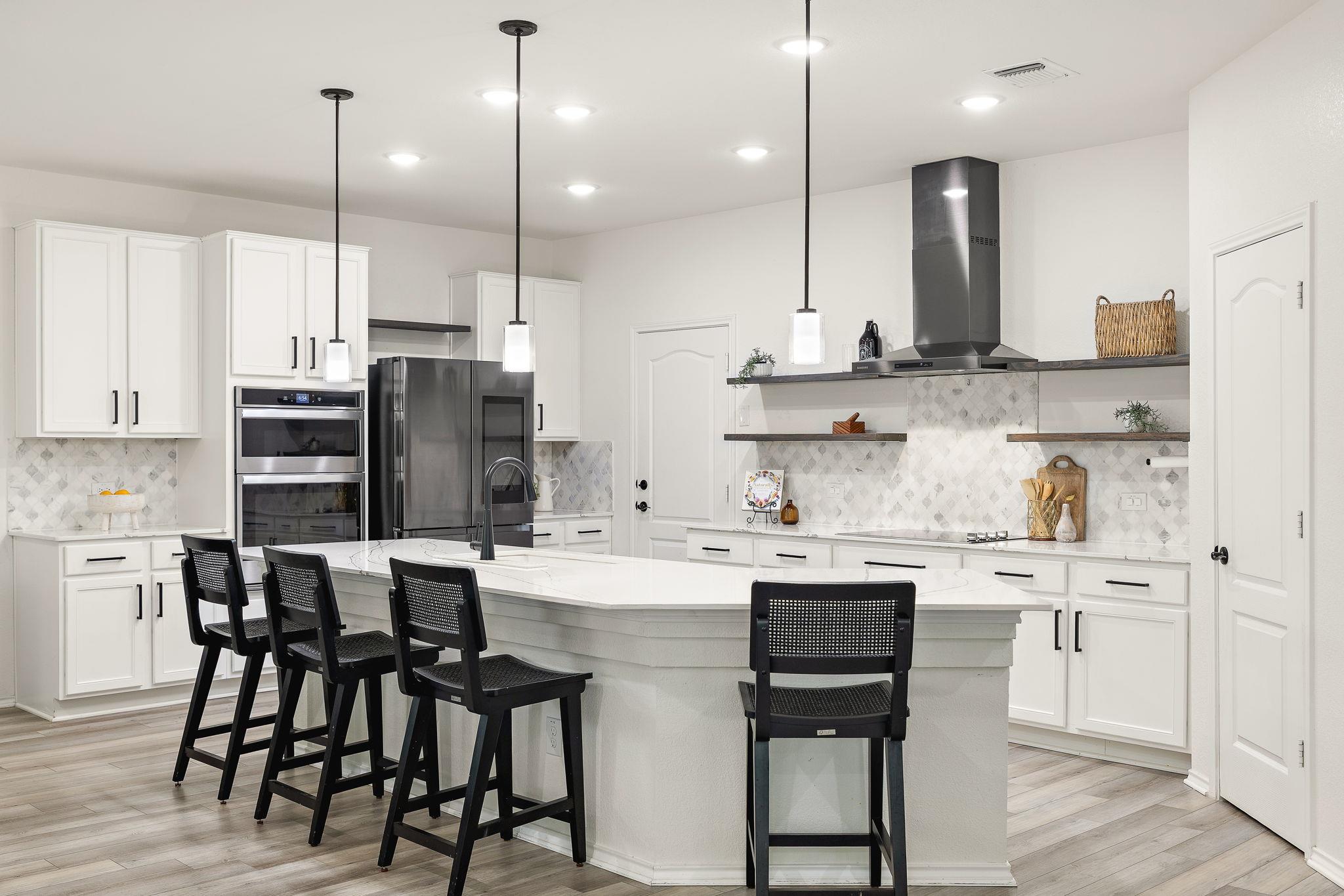 717 Priscilla Ct, Leander, TX 78641