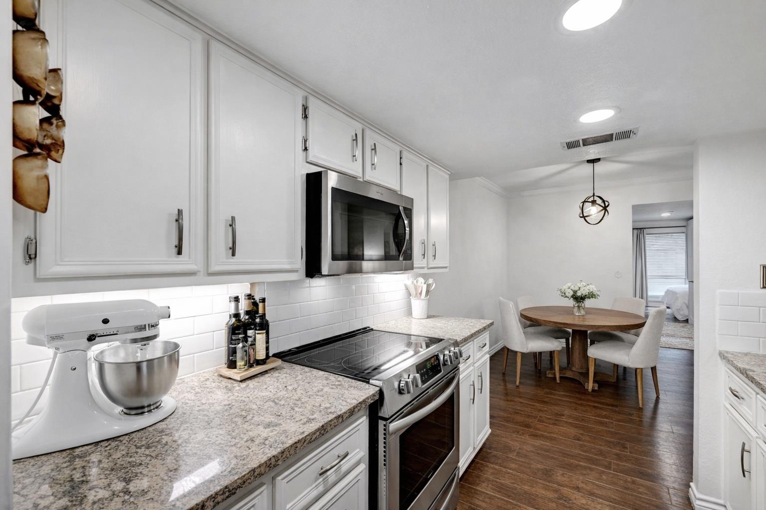 3840 Far West Blvd # 101, Austin, TX 78731