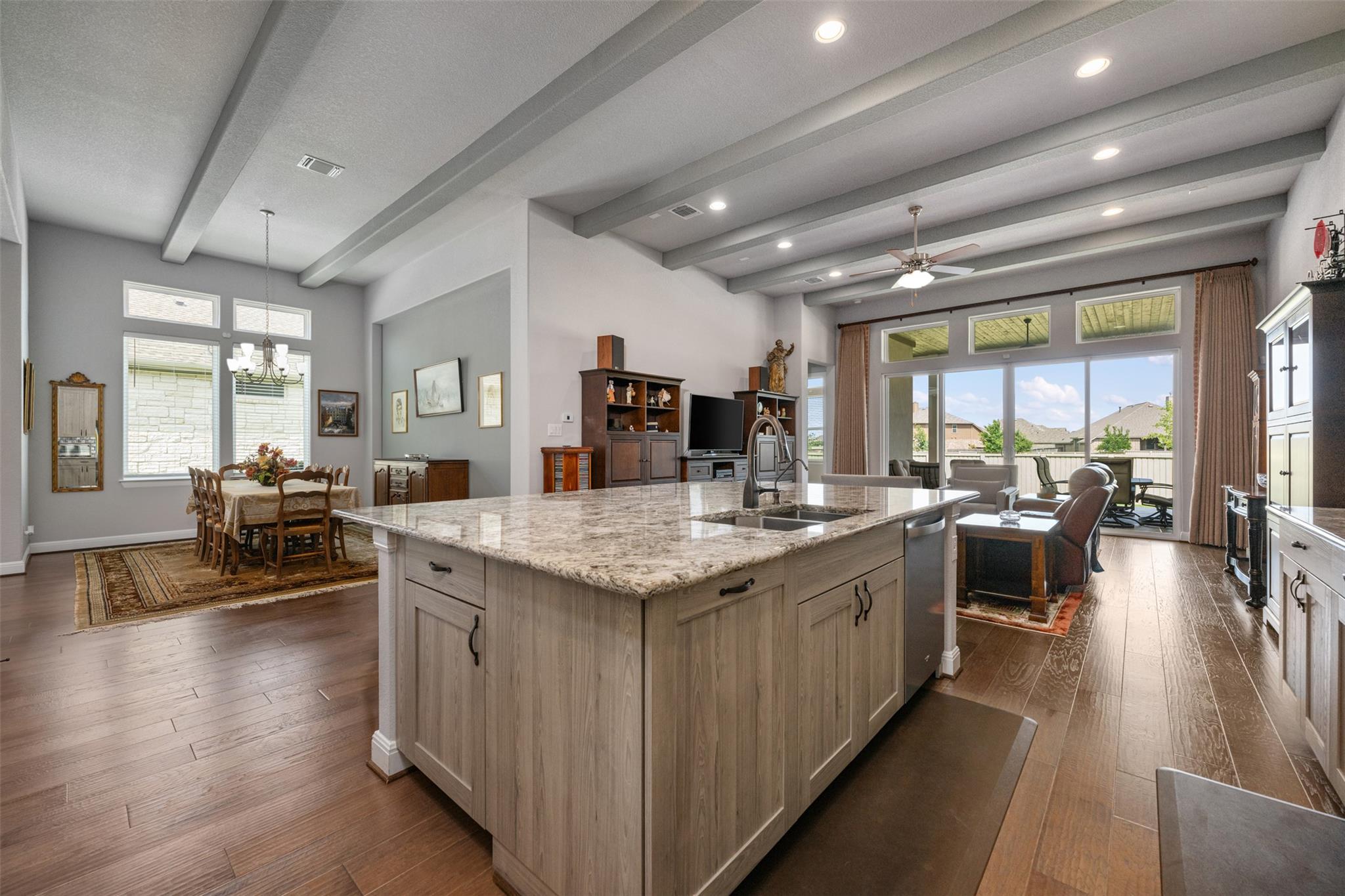 825 Faith Dr, Liberty Hill, TX 78642