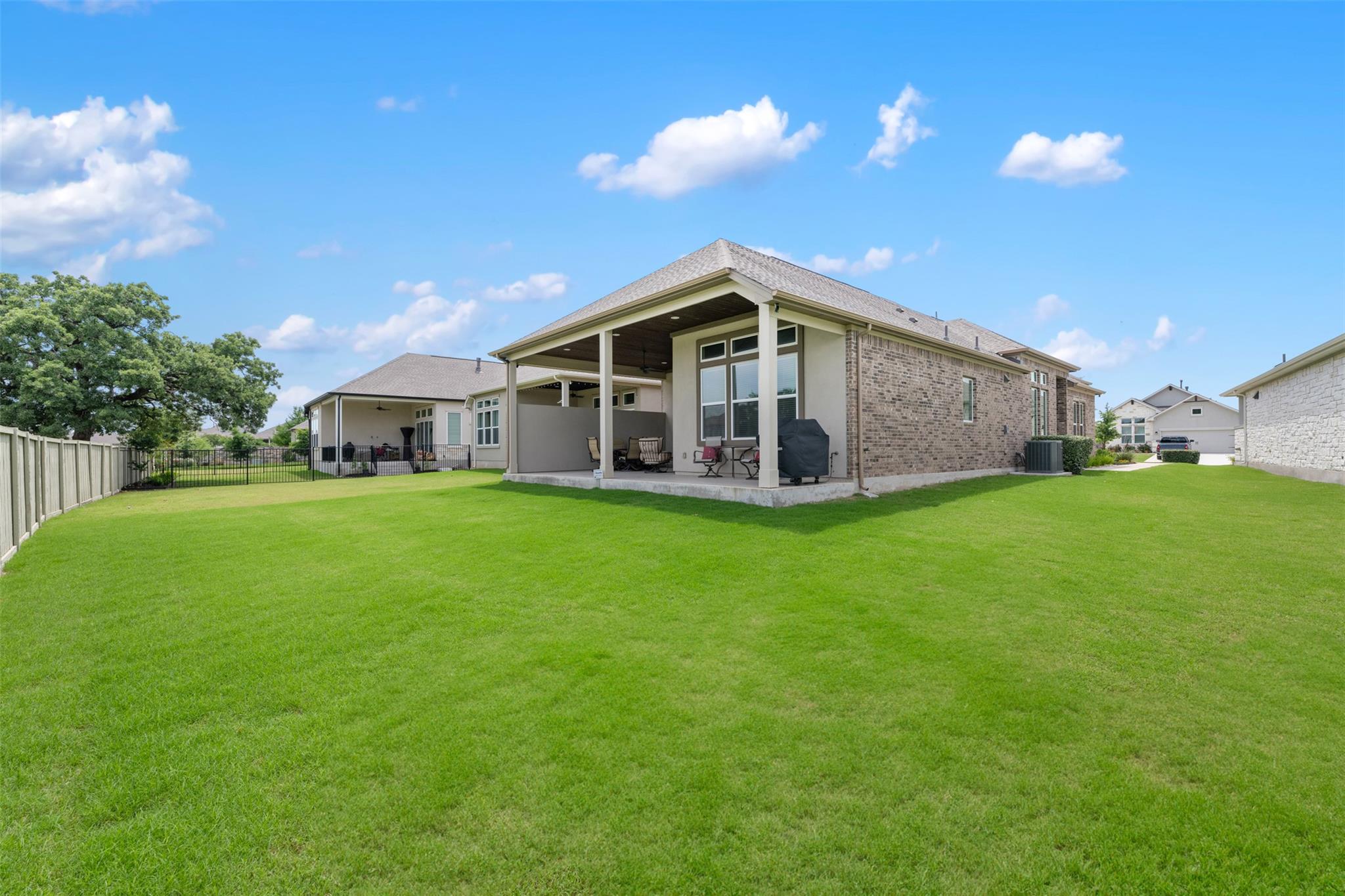 825 Faith Dr, Liberty Hill, TX 78642