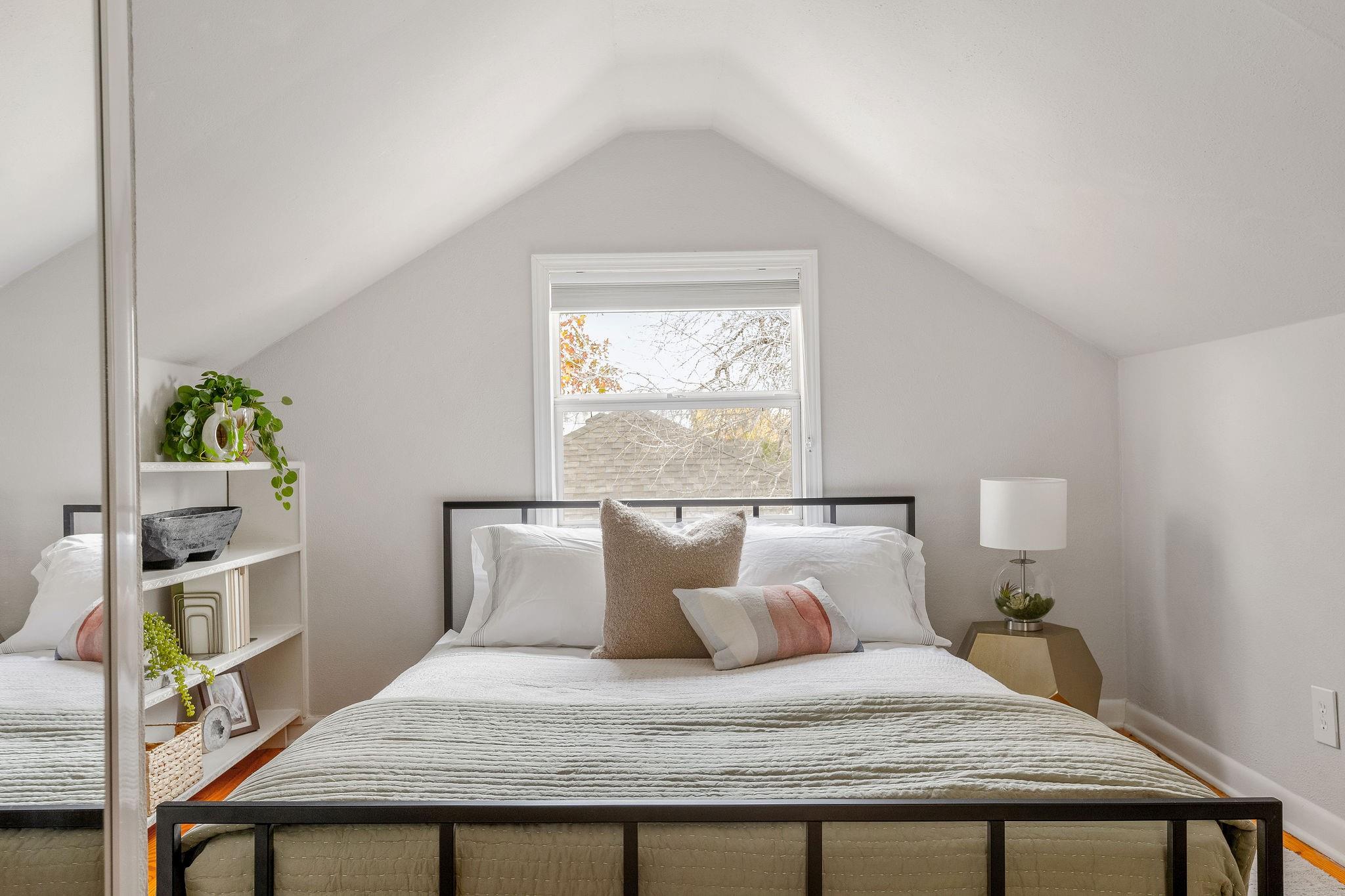 904 Josephine St, Austin, TX 78704