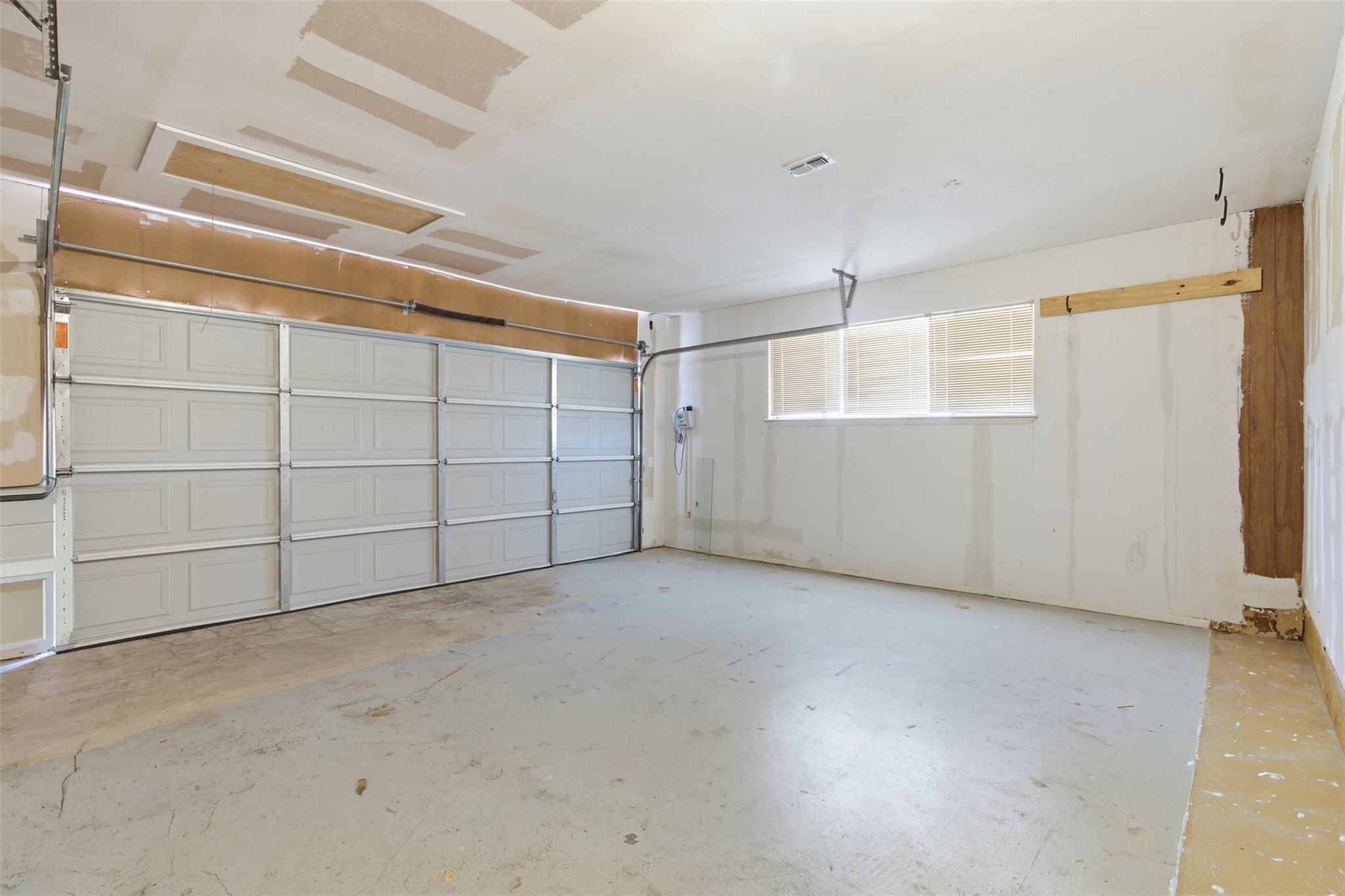 6005 Thames Dr, Austin, TX 78723