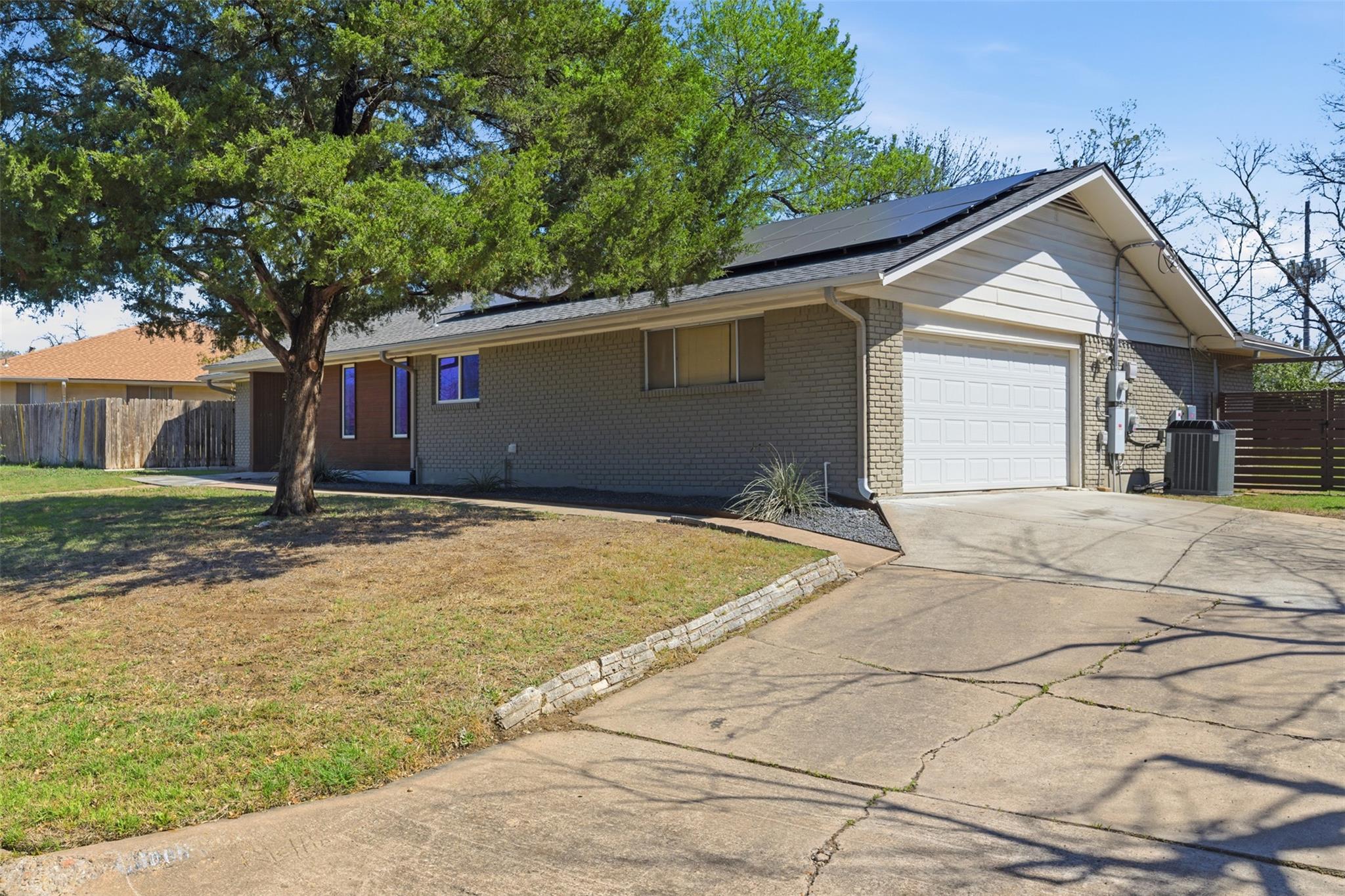 6005 Thames Dr, Austin, TX 78723