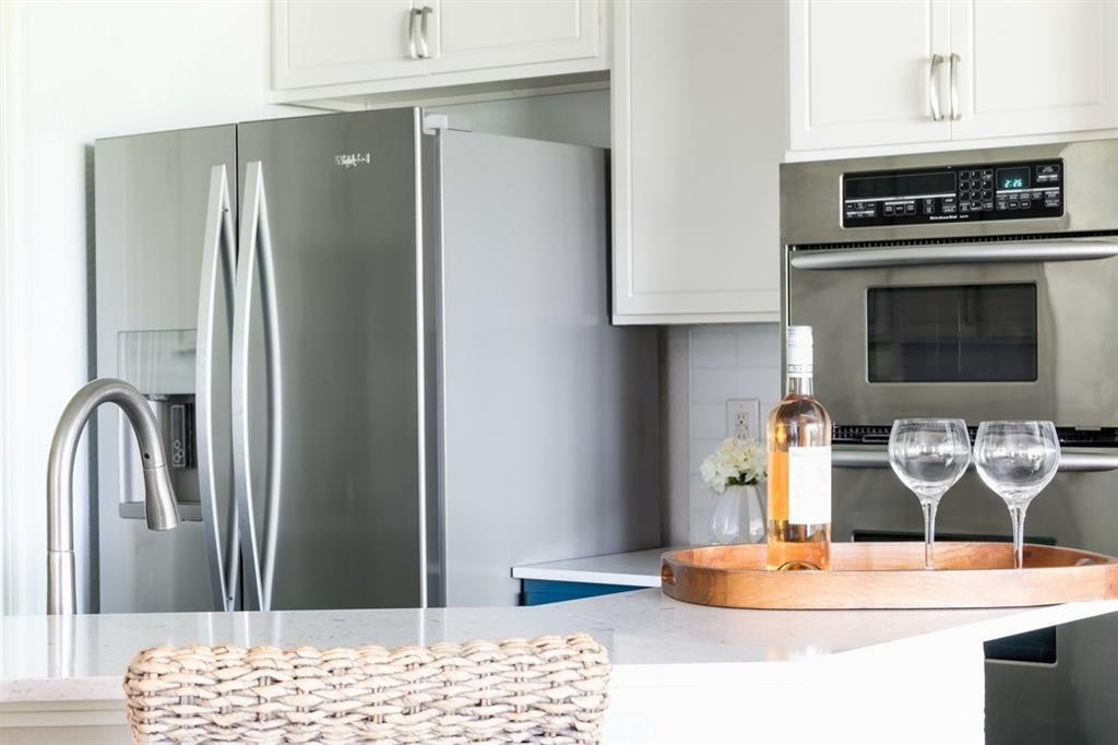 1000 Liberty Park Dr # 202, Austin, TX 78746