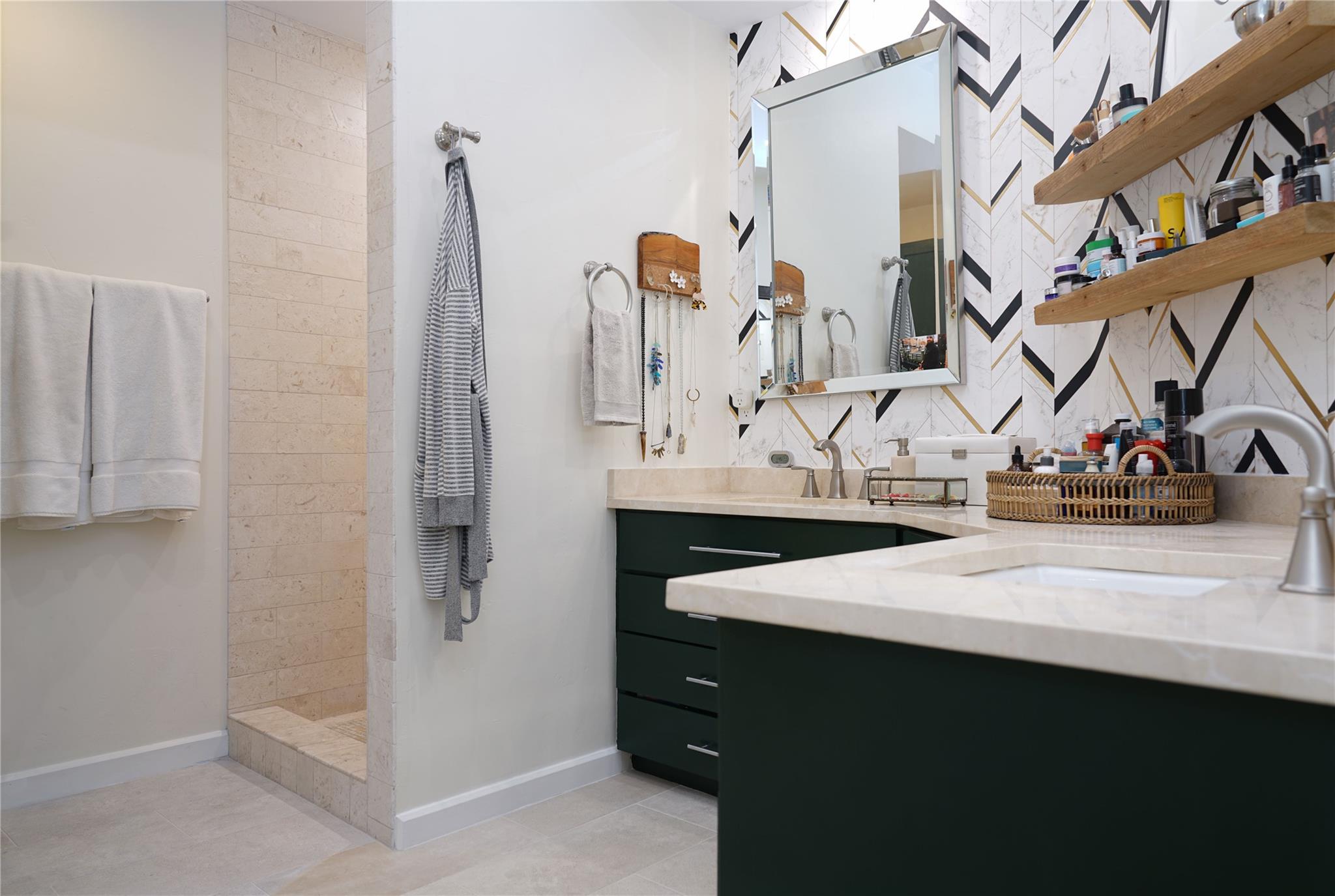 1000 Liberty Park Dr # 202, Austin, TX 78746