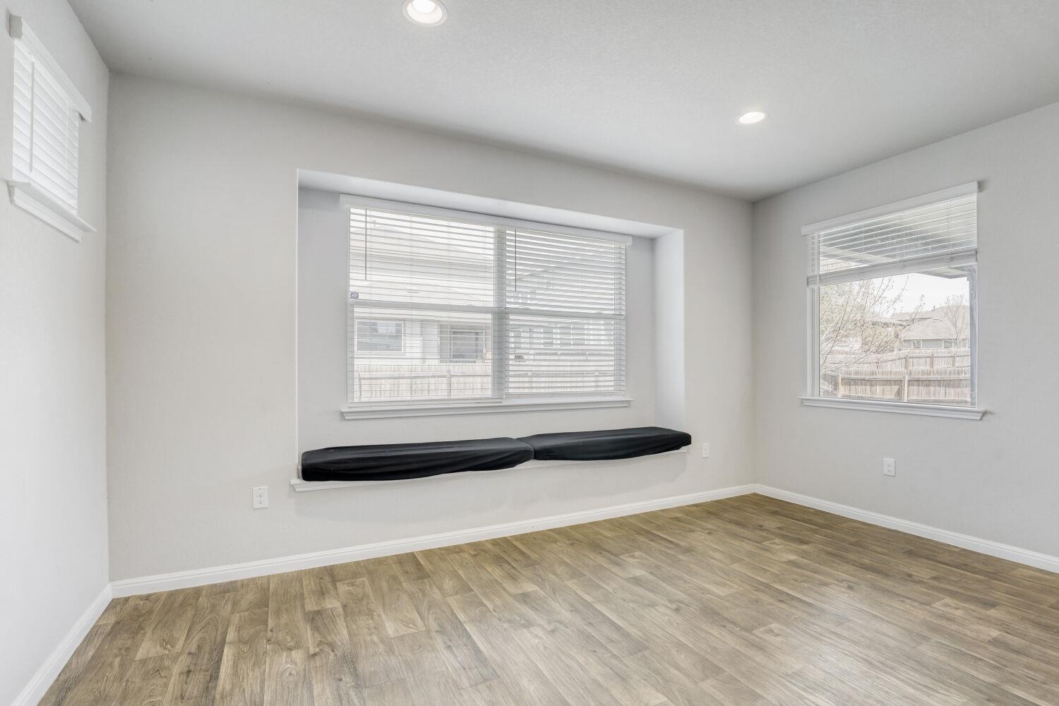 1504 Kandinsky Bnd # 28, Pflugerville, TX 78660