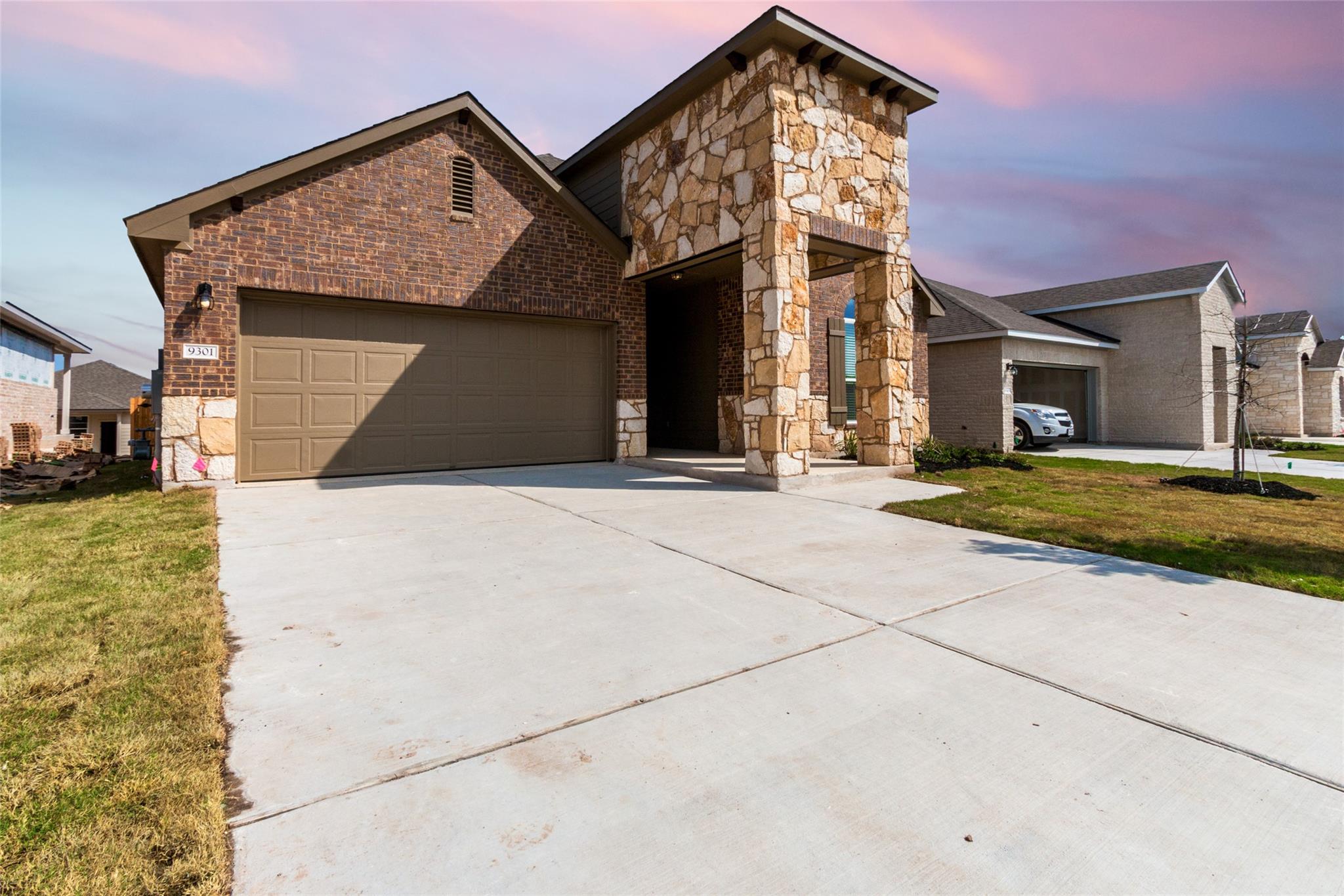 9301 Alex Ln, Austin, TX 78748