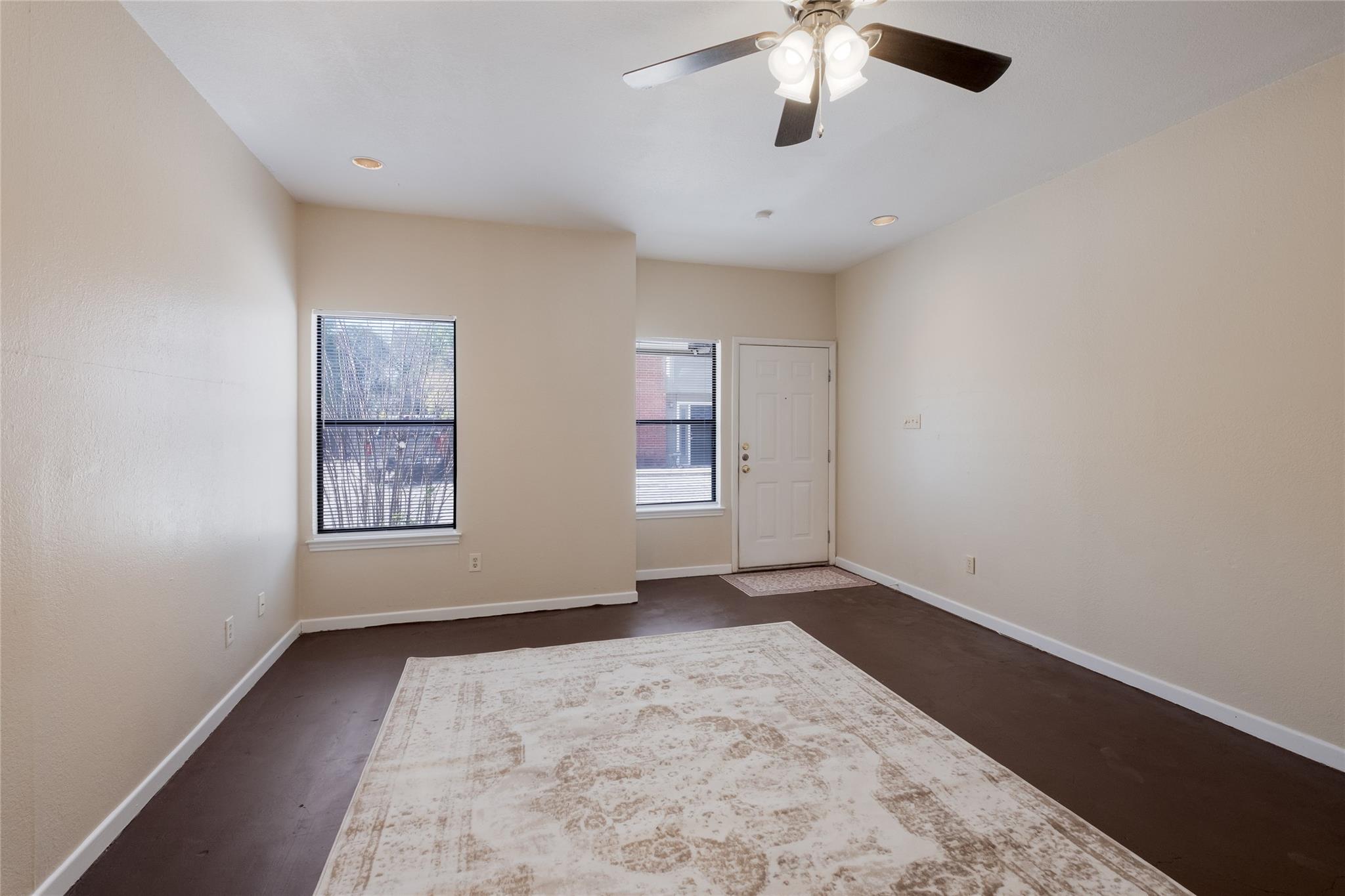 1221 W Hopkins St # 16, San Marcos, TX 78666