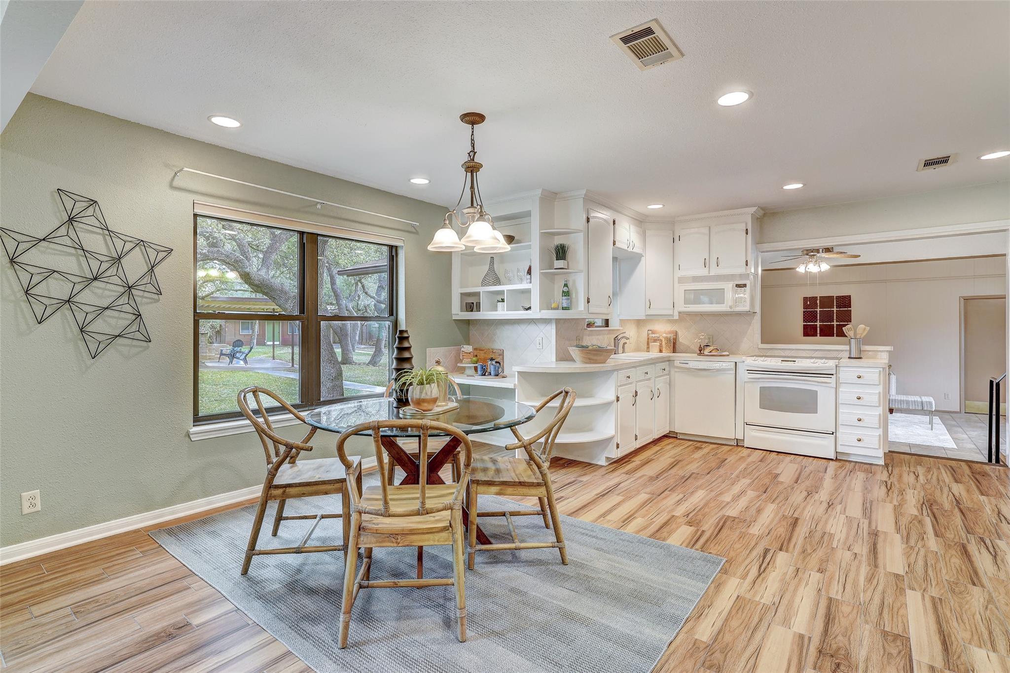 8606 Thunderbird Road Rd # A & B, Austin, TX 78736