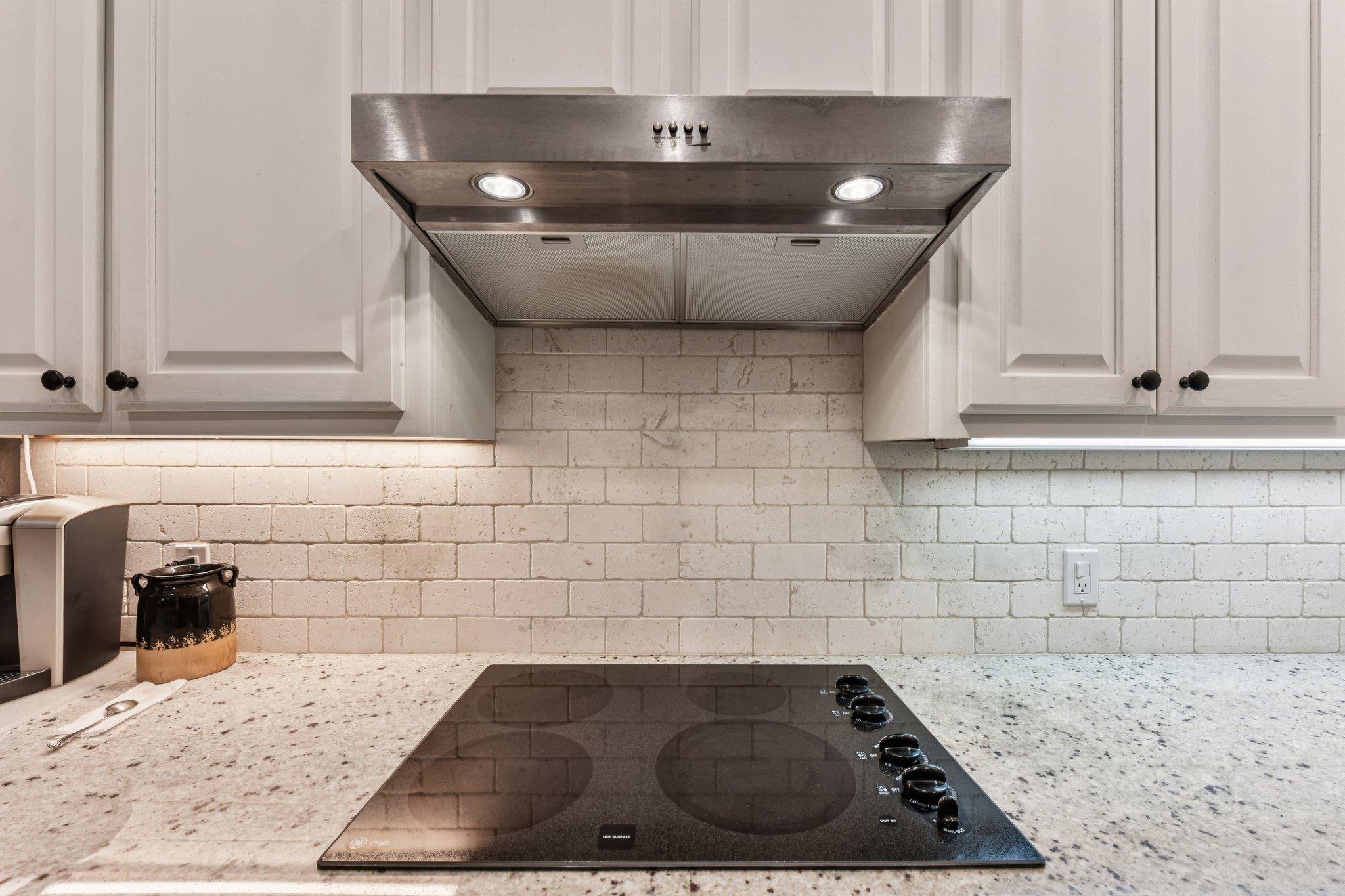 30014 Oakland Hills Dr, Georgetown, TX 78628