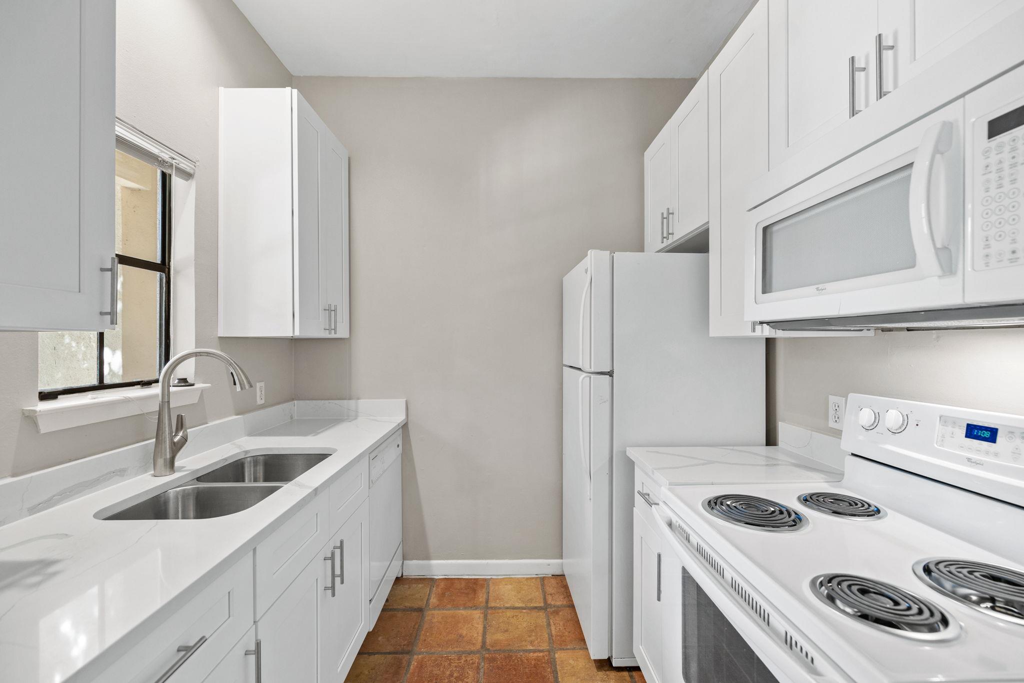 712 Graham Pl # 203, Austin, TX 78705