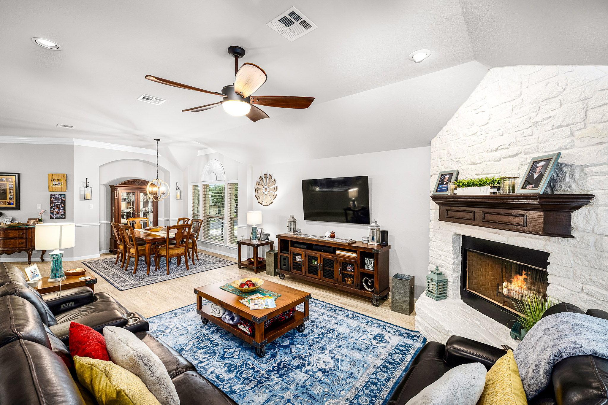 861 Santa Cruz Ln, New Braunfels, TX 78132